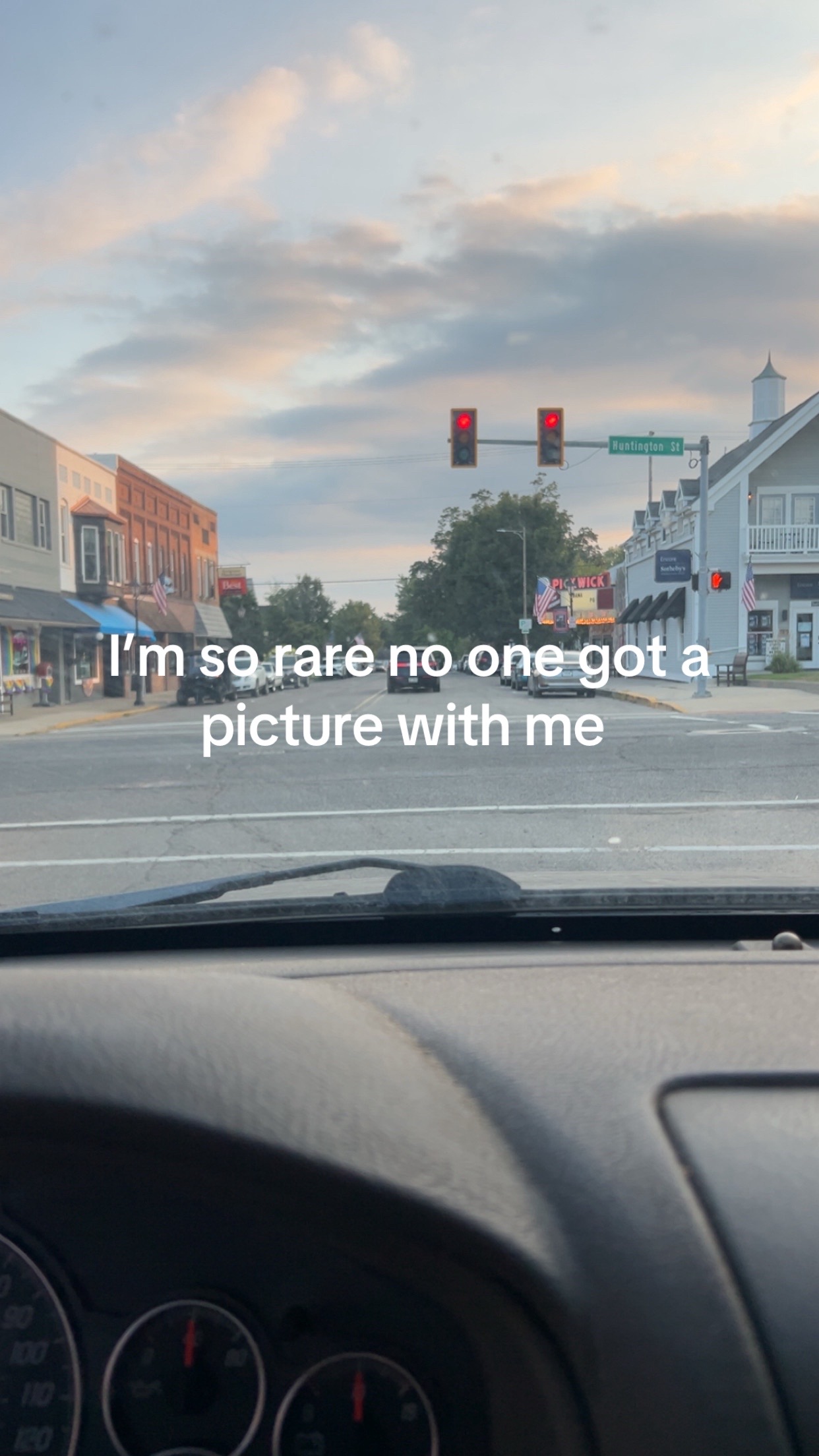 @Chloe