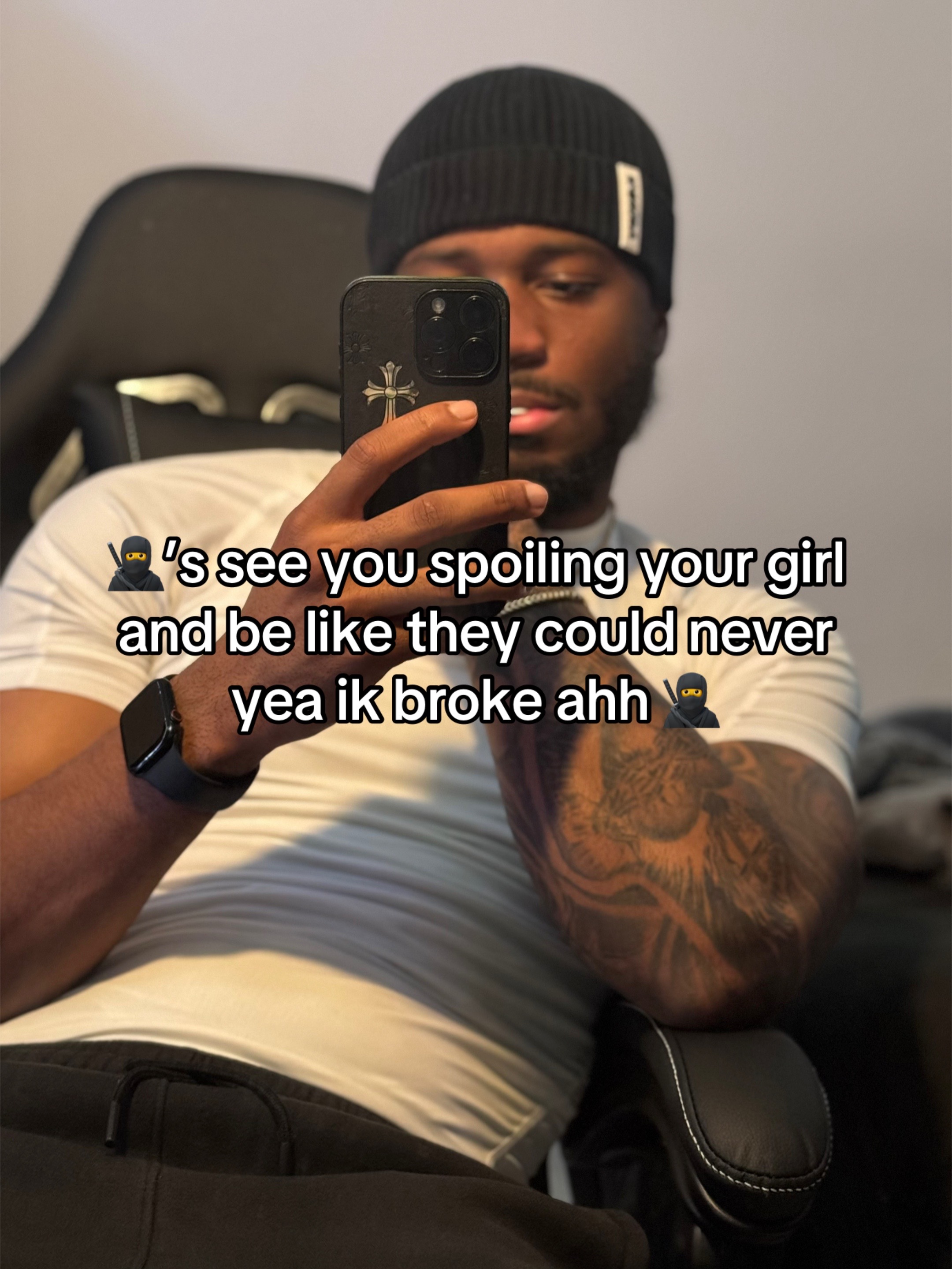 @👾