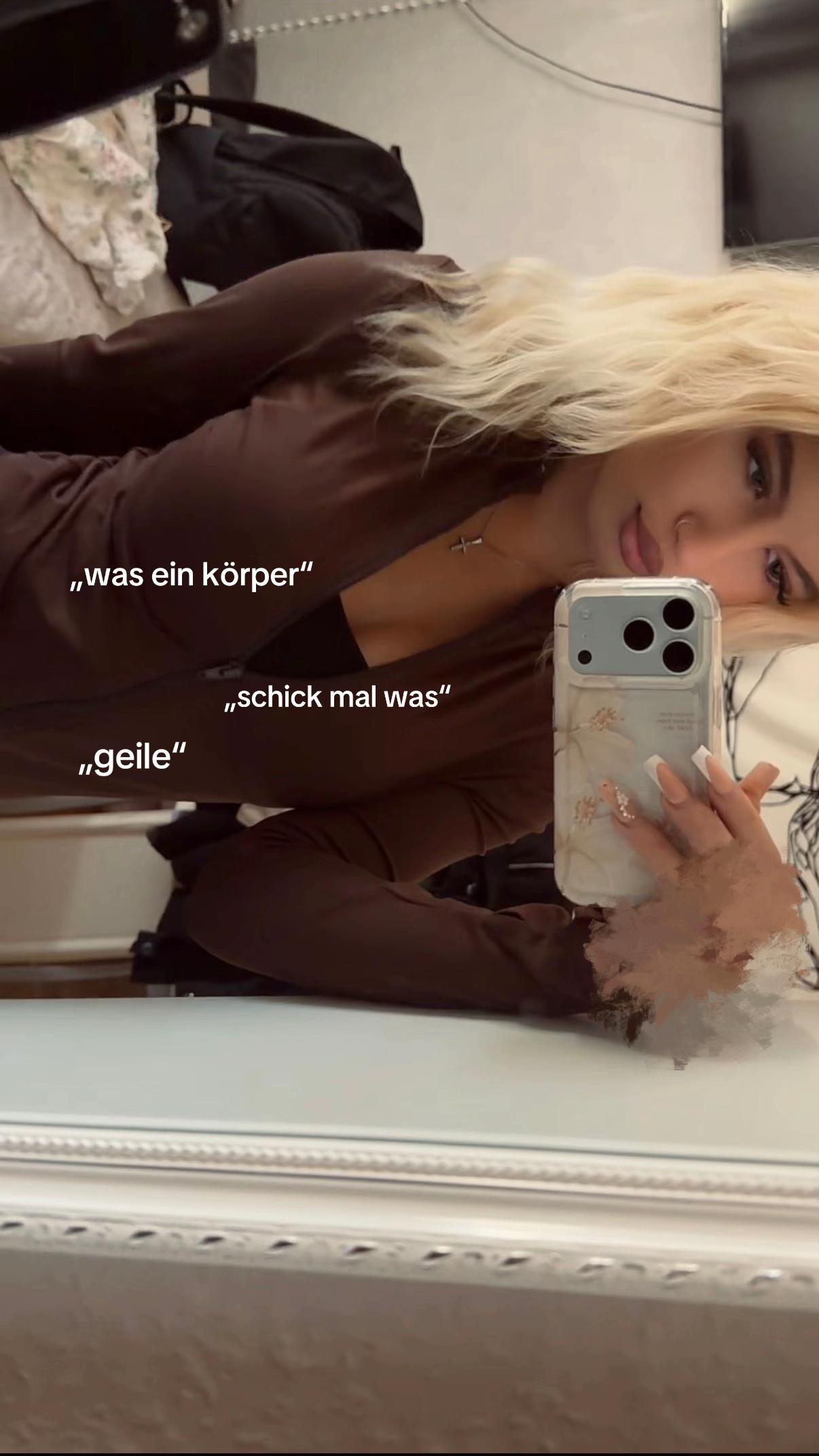 @𝚕𝚢𝚊