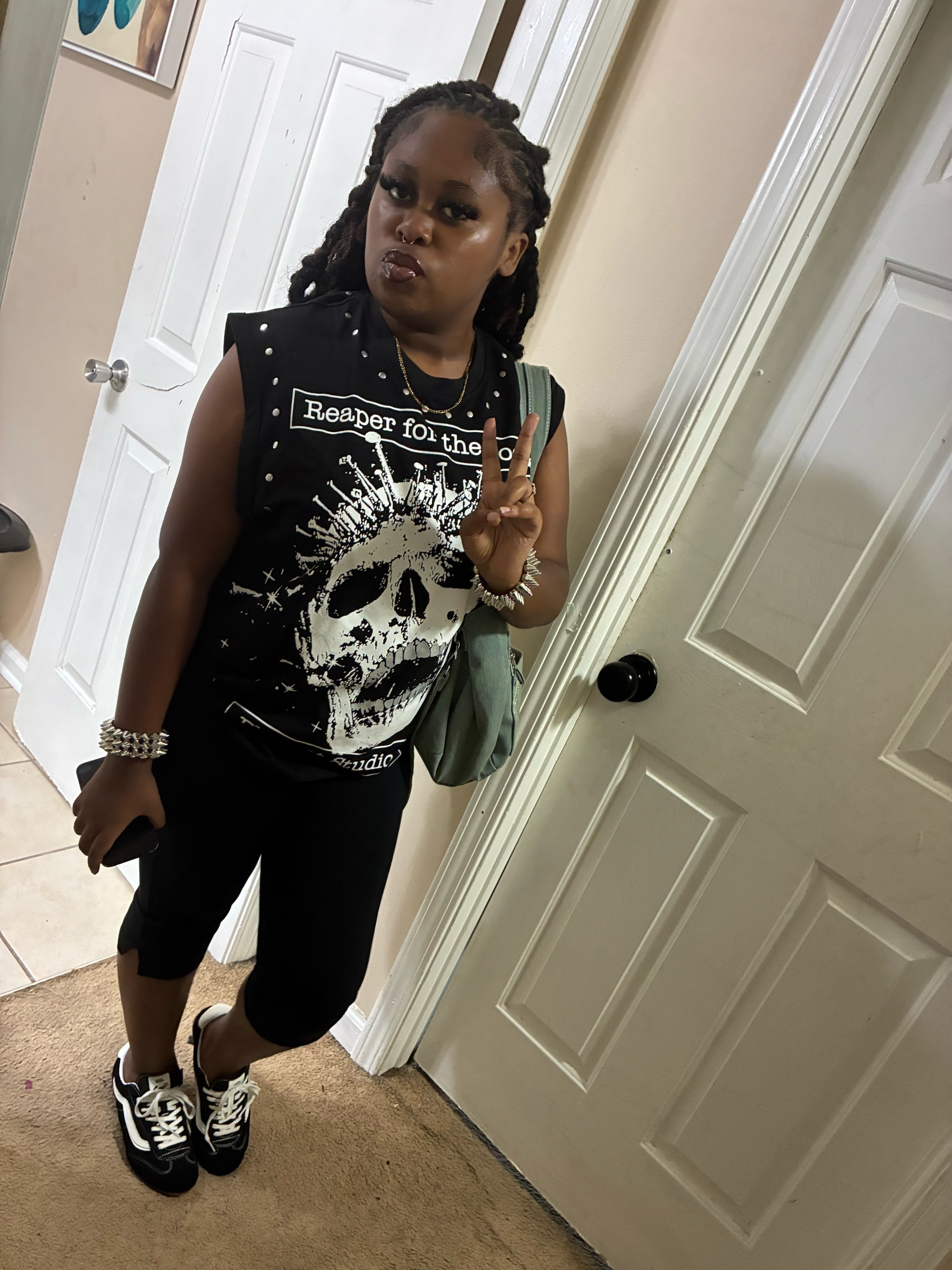 @Theyadoreme03