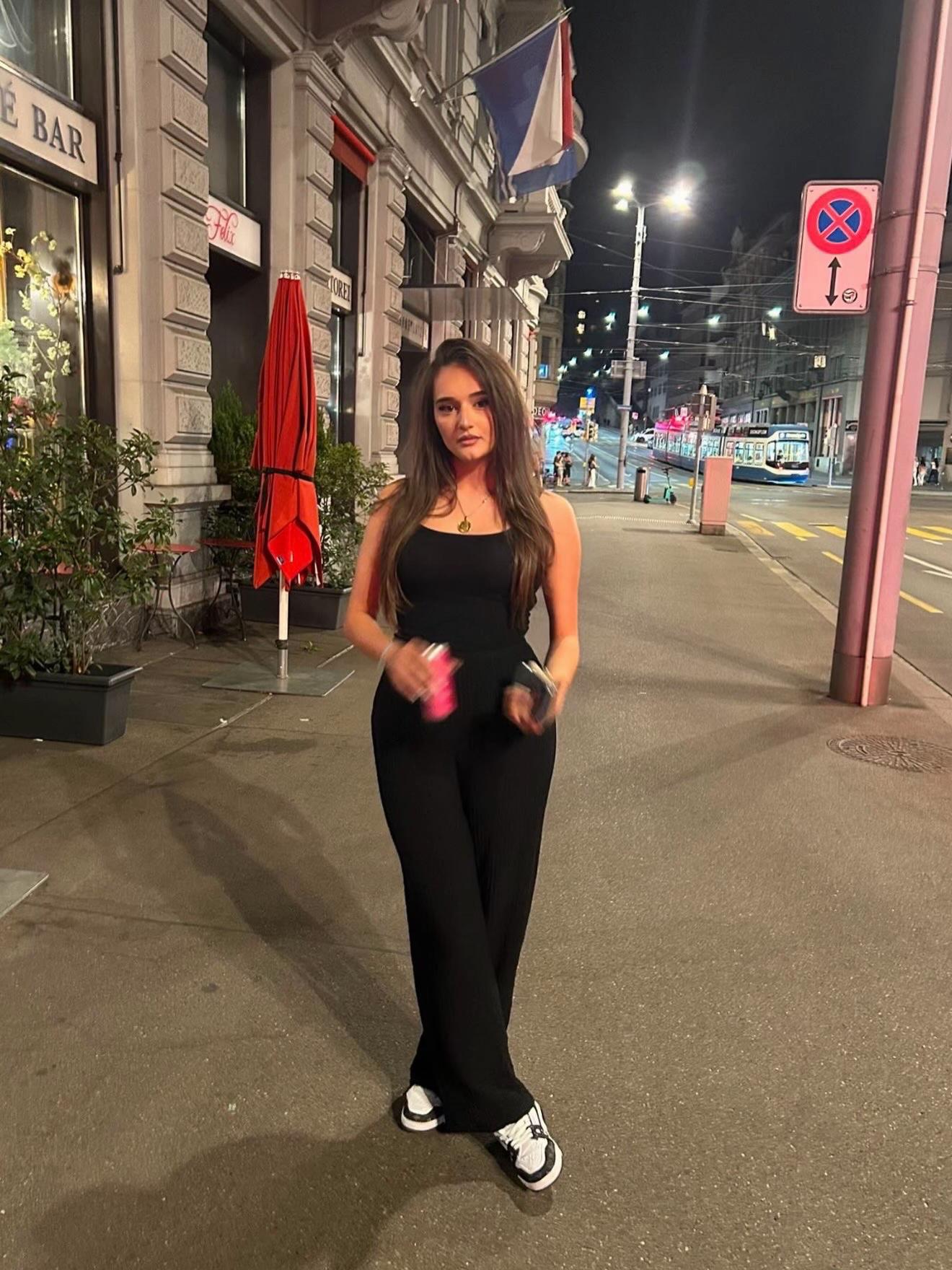 @Aulina Hajdari