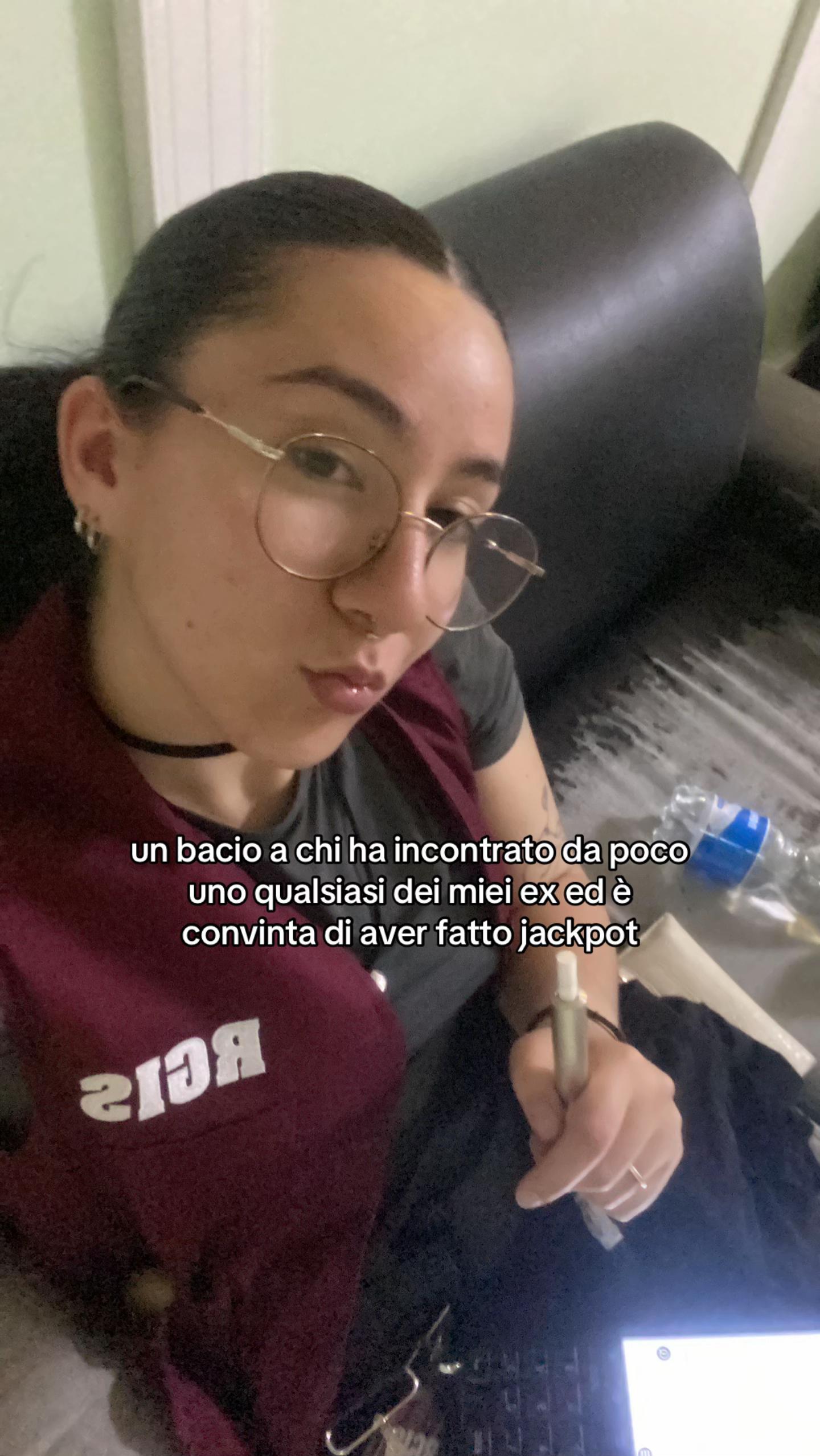 @chiarè