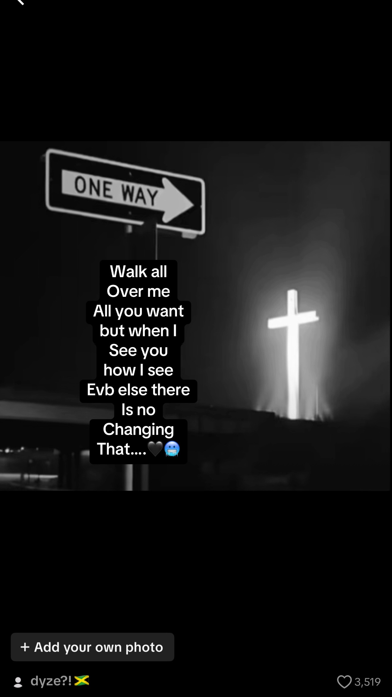 @Anna🖤😈