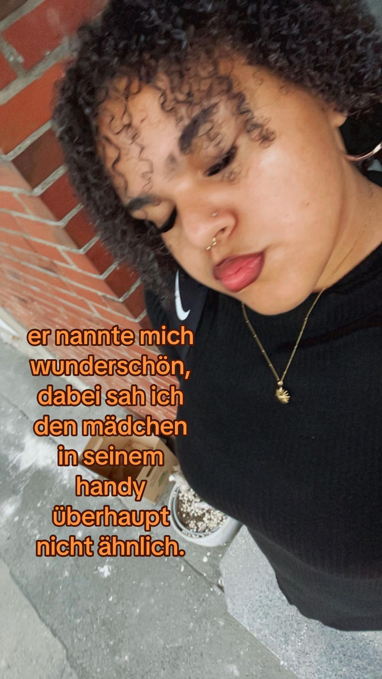 @𝒫𝒽ℴℯ𝒷ℯꨄ