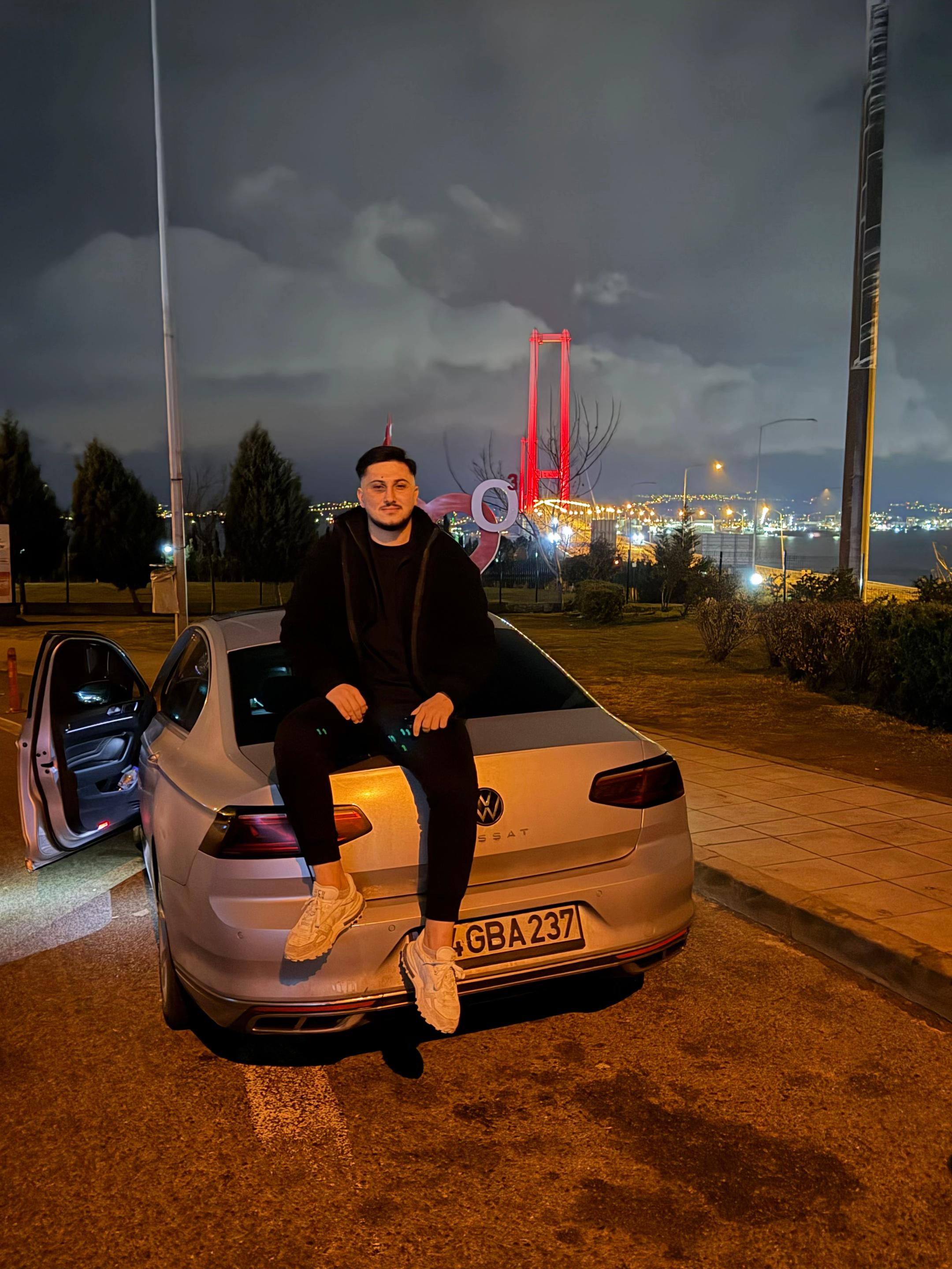 @umutgultek1n