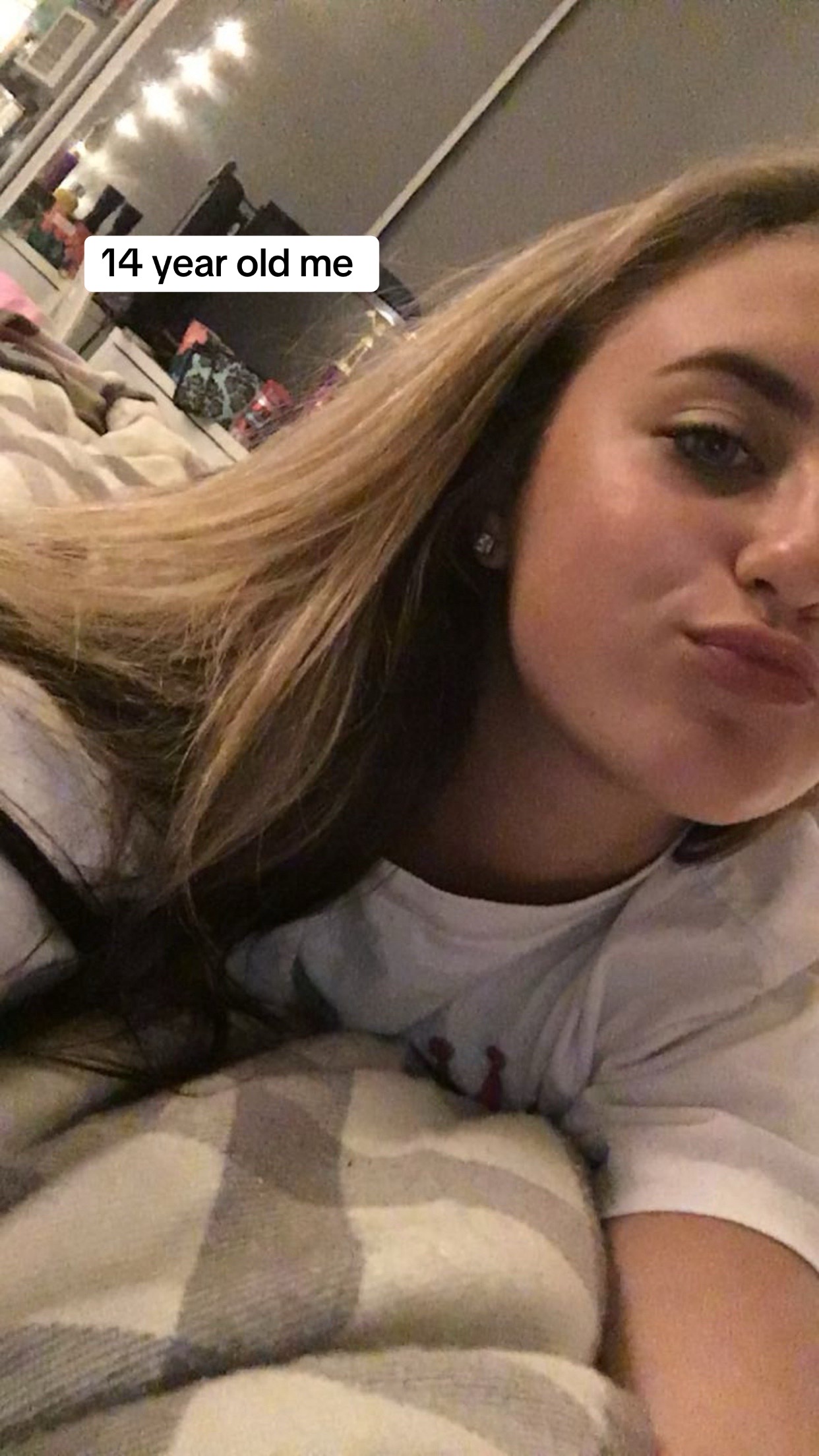 @Chloe