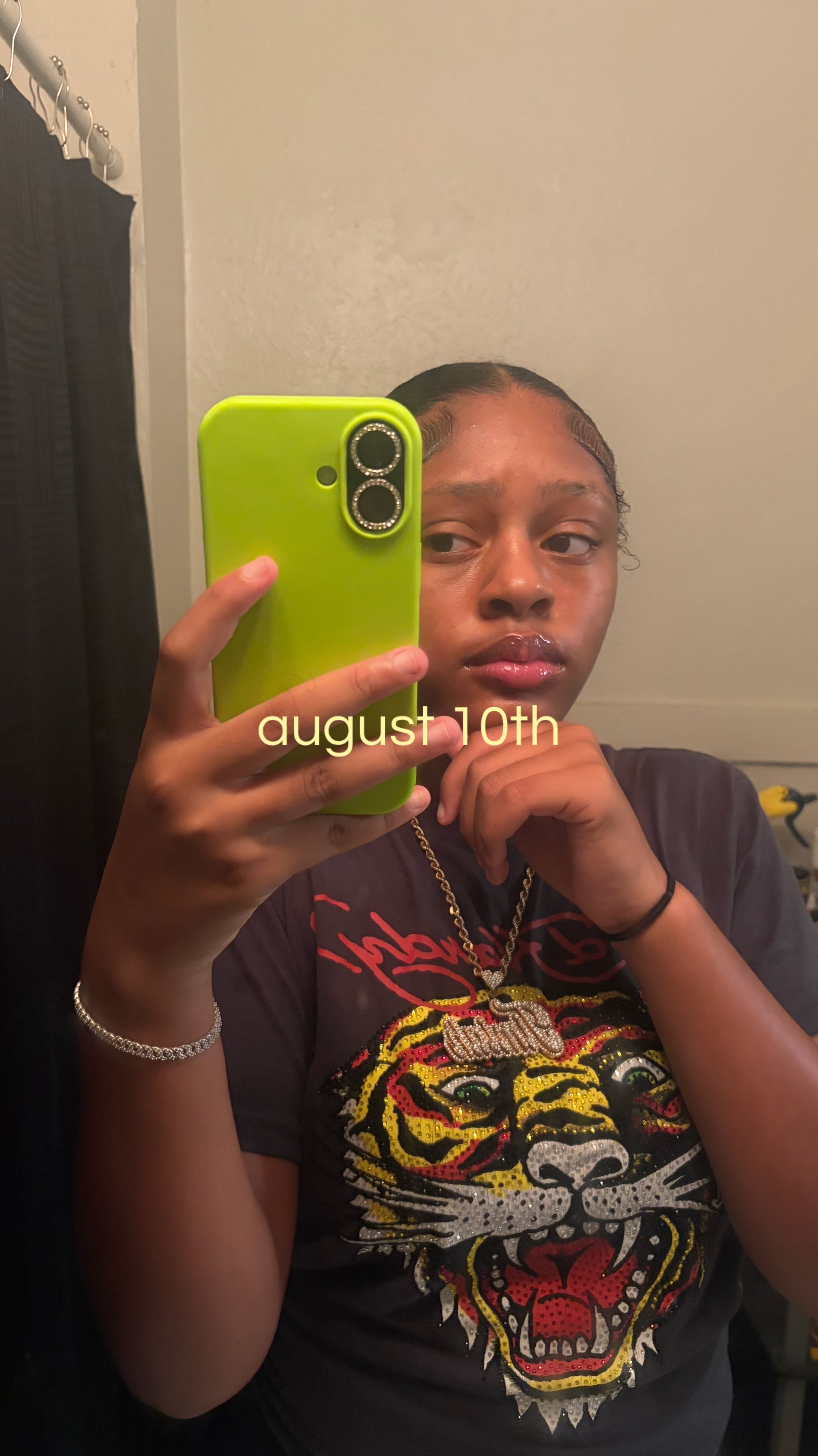 @🧛🏽