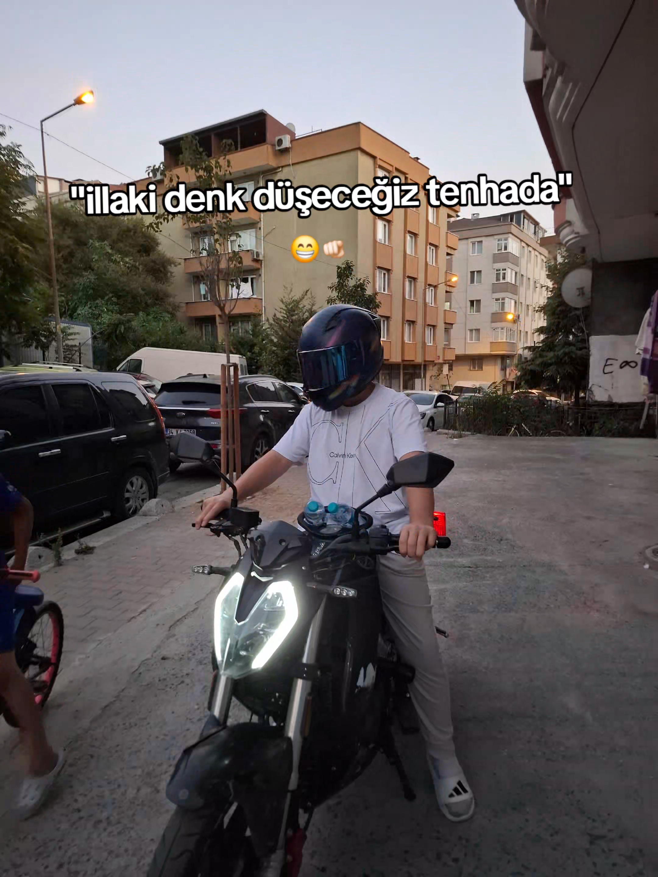 @⛓️&zwj;💥