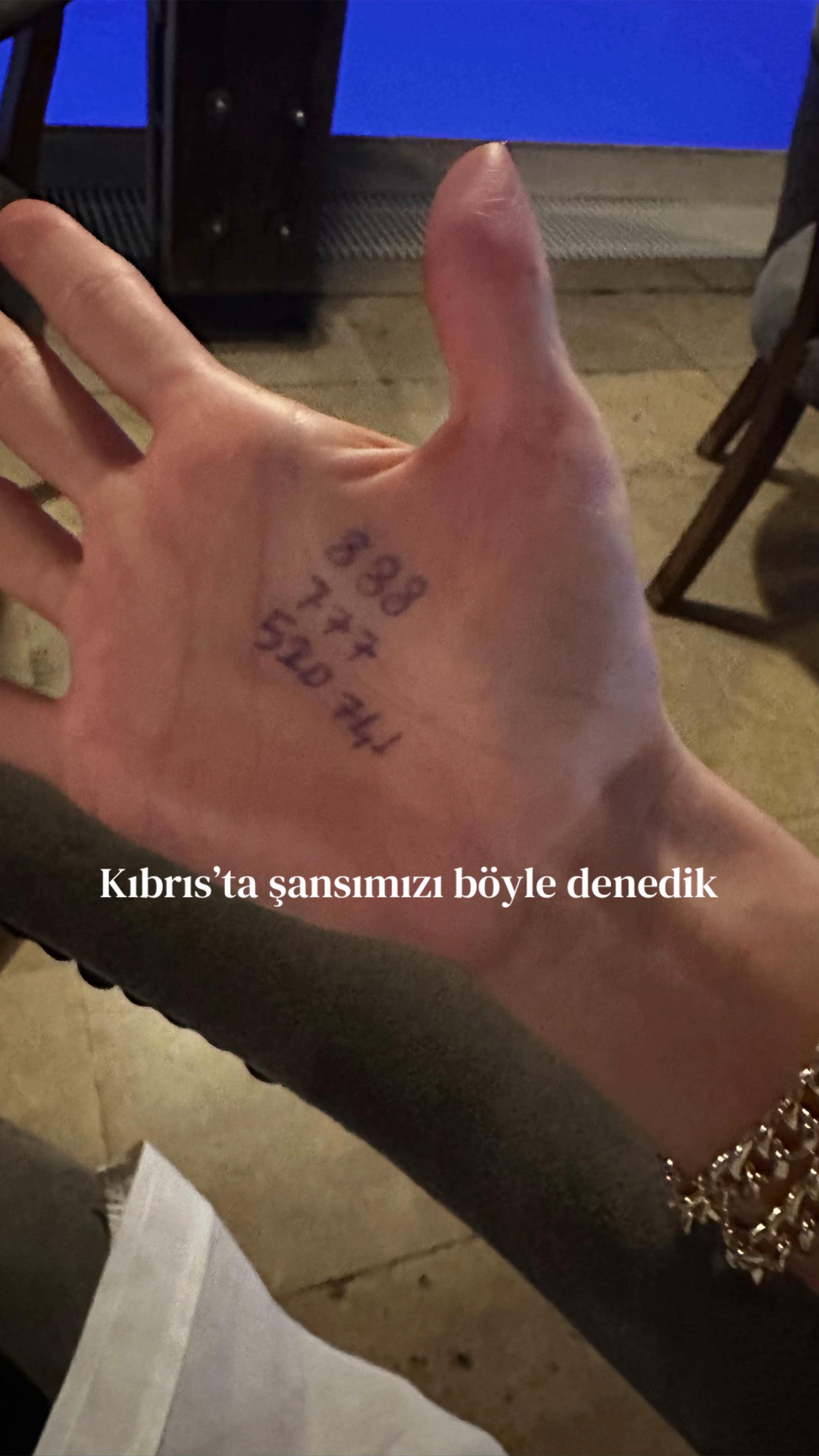 @sania