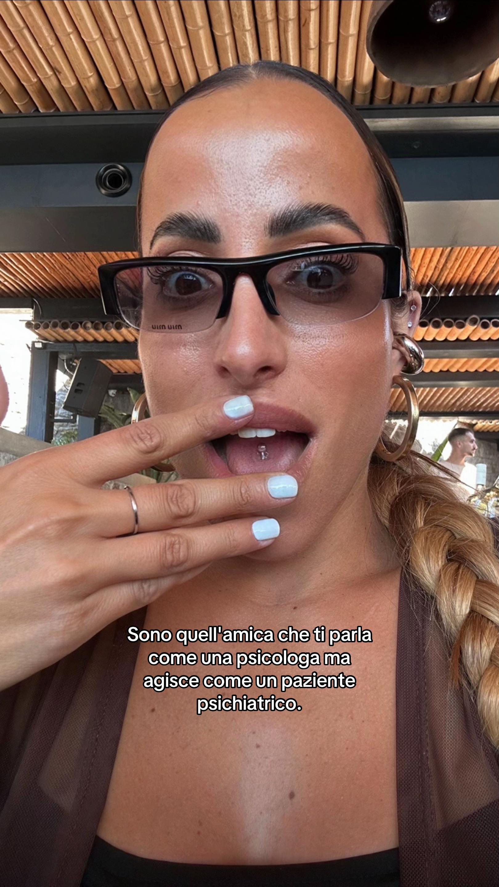 @S👑