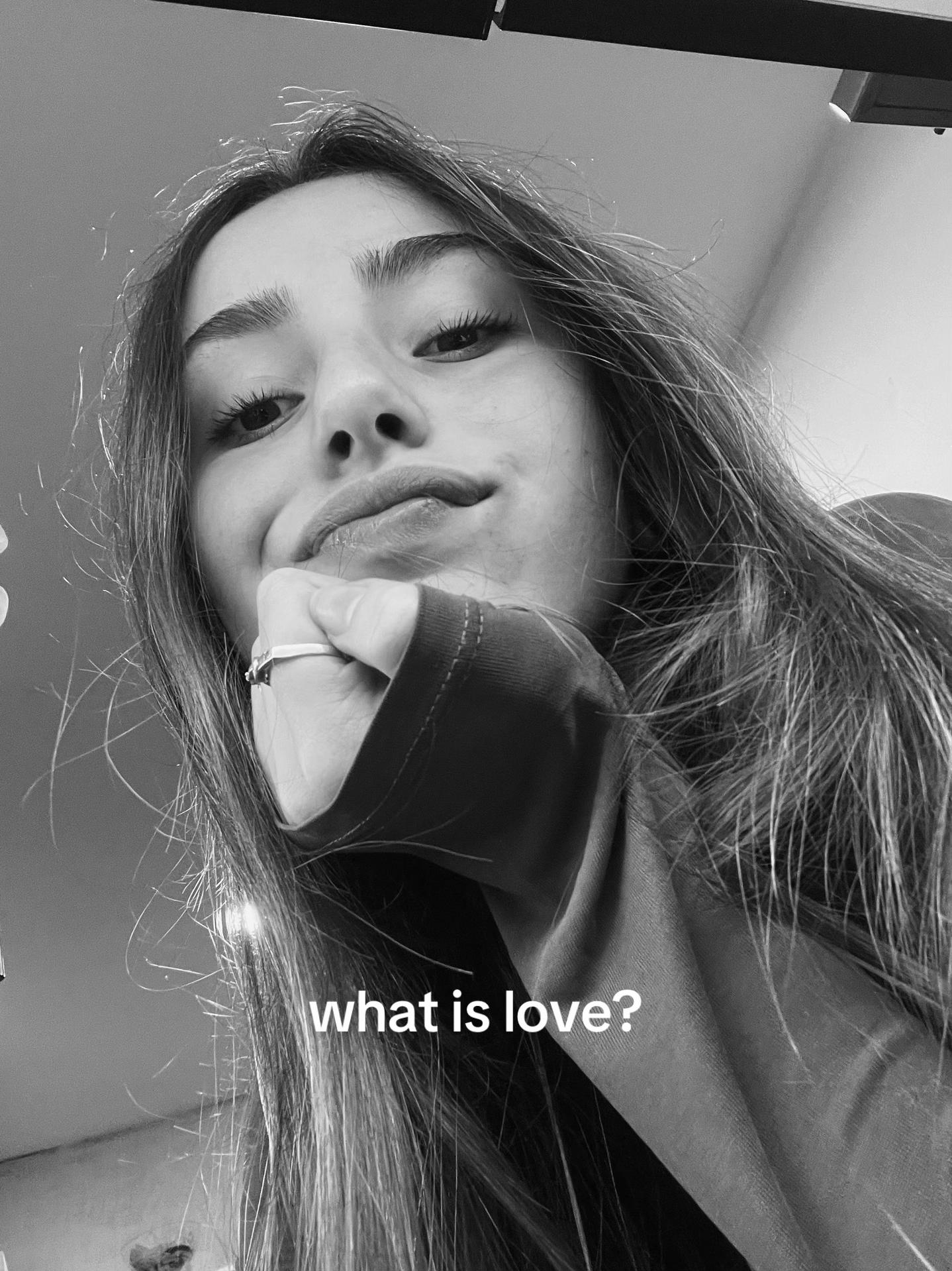 @catitaa🌜