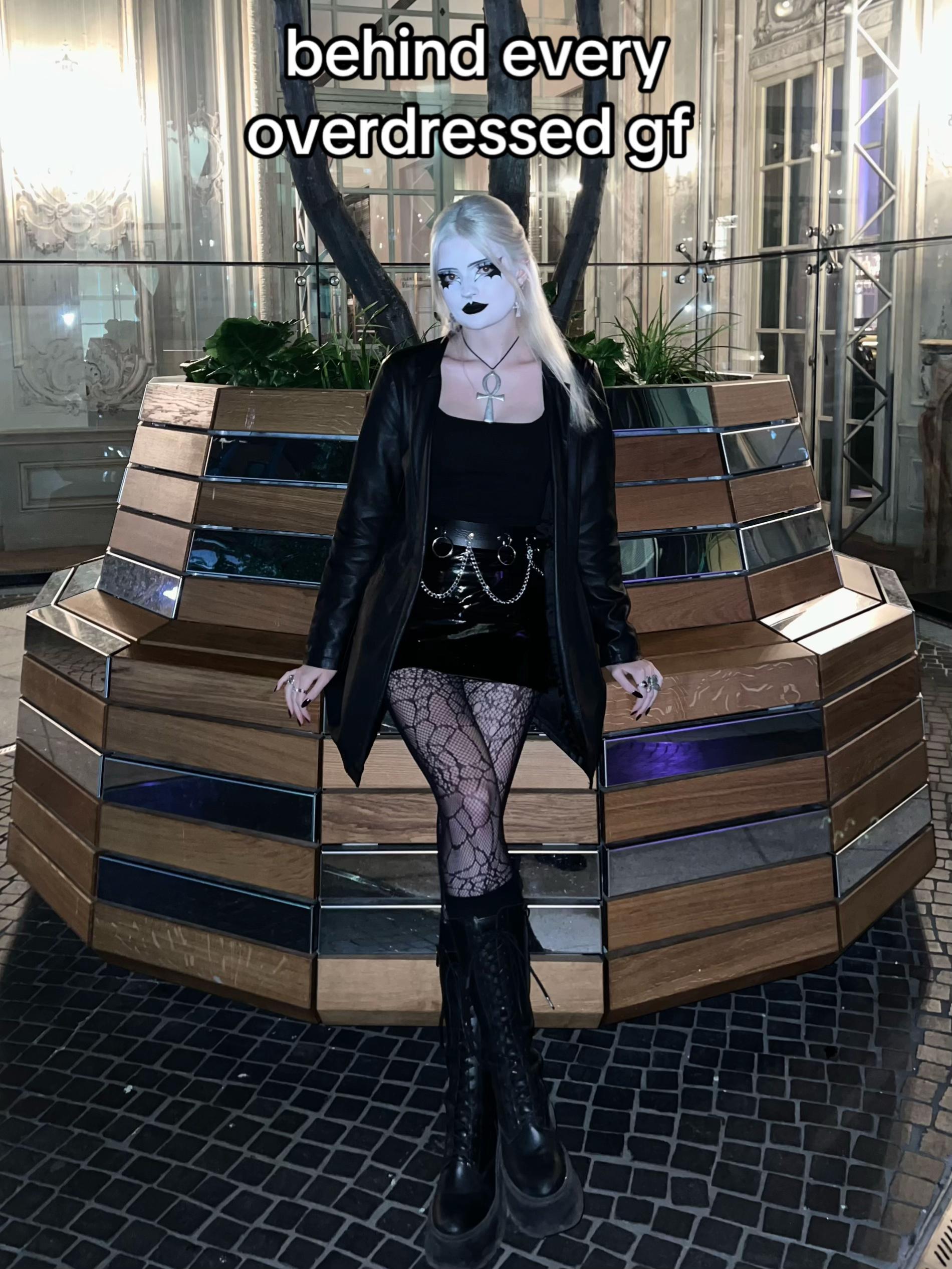 @gloomyfly666