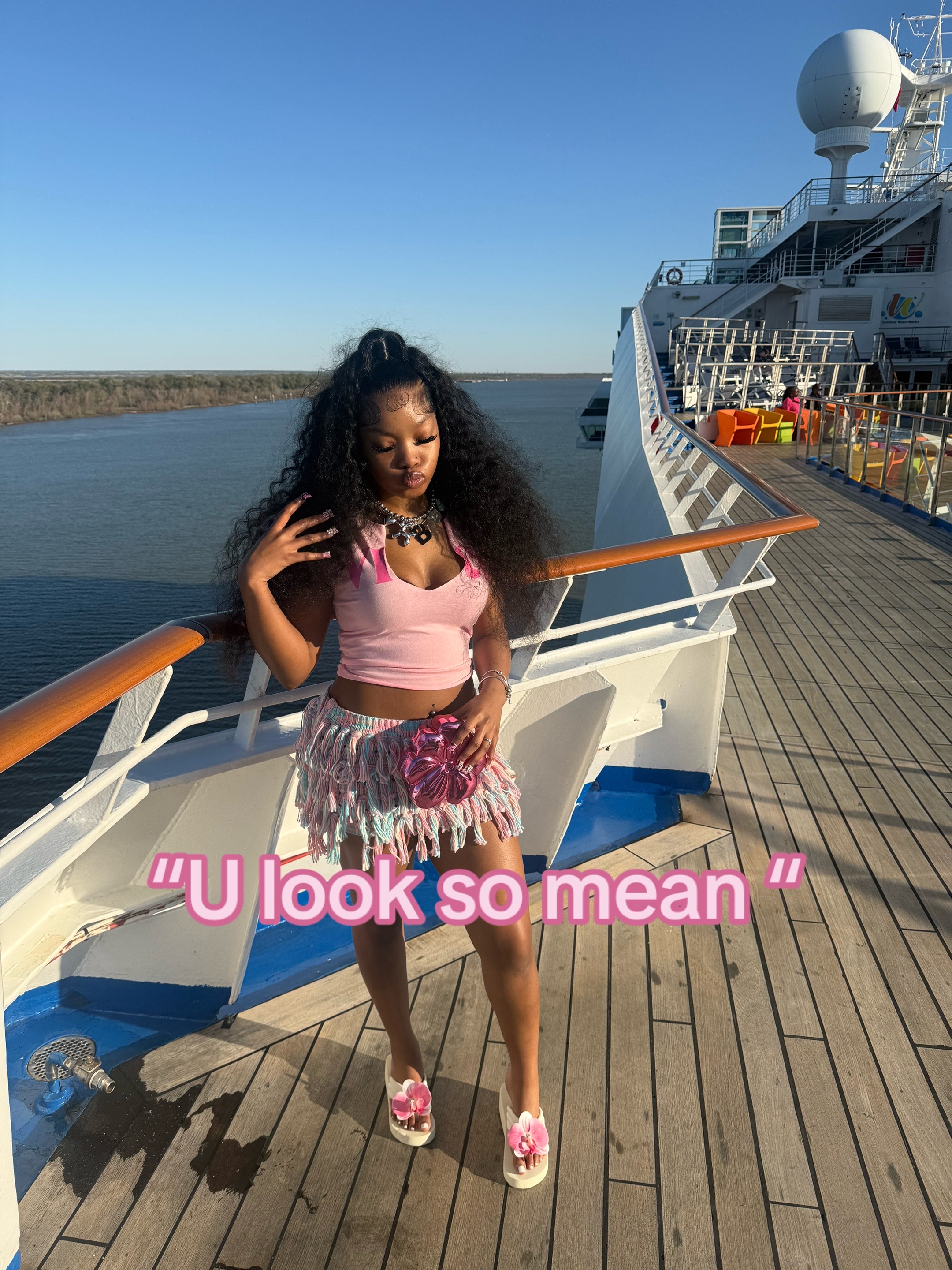 @knicolethed0ll