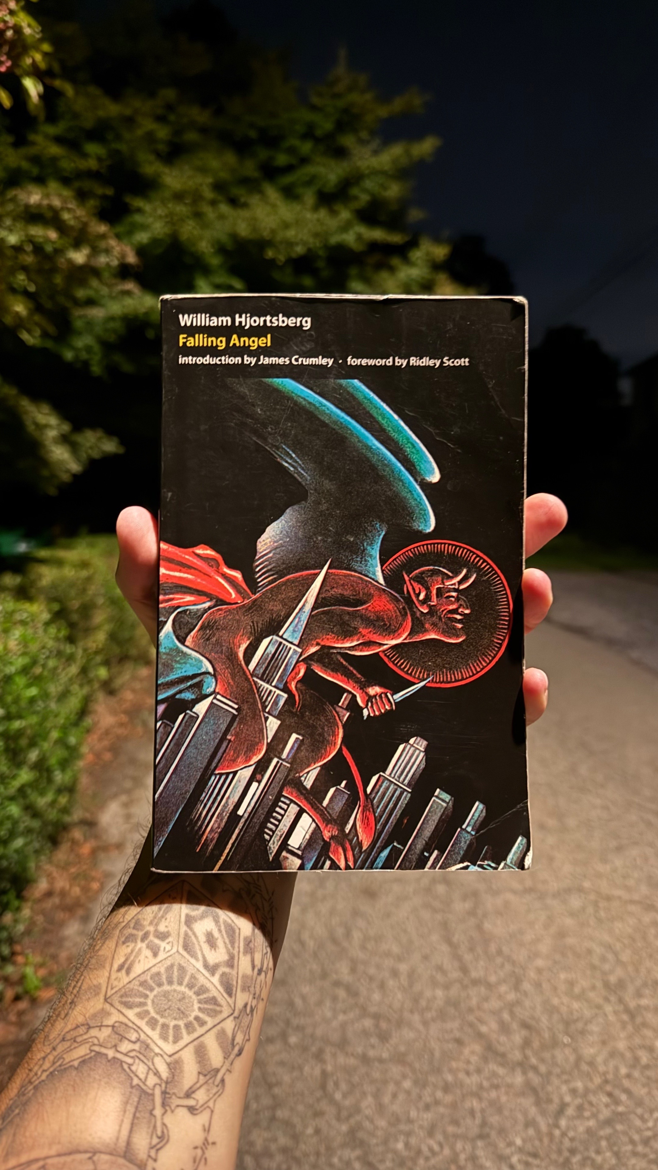 @Paperback Archive