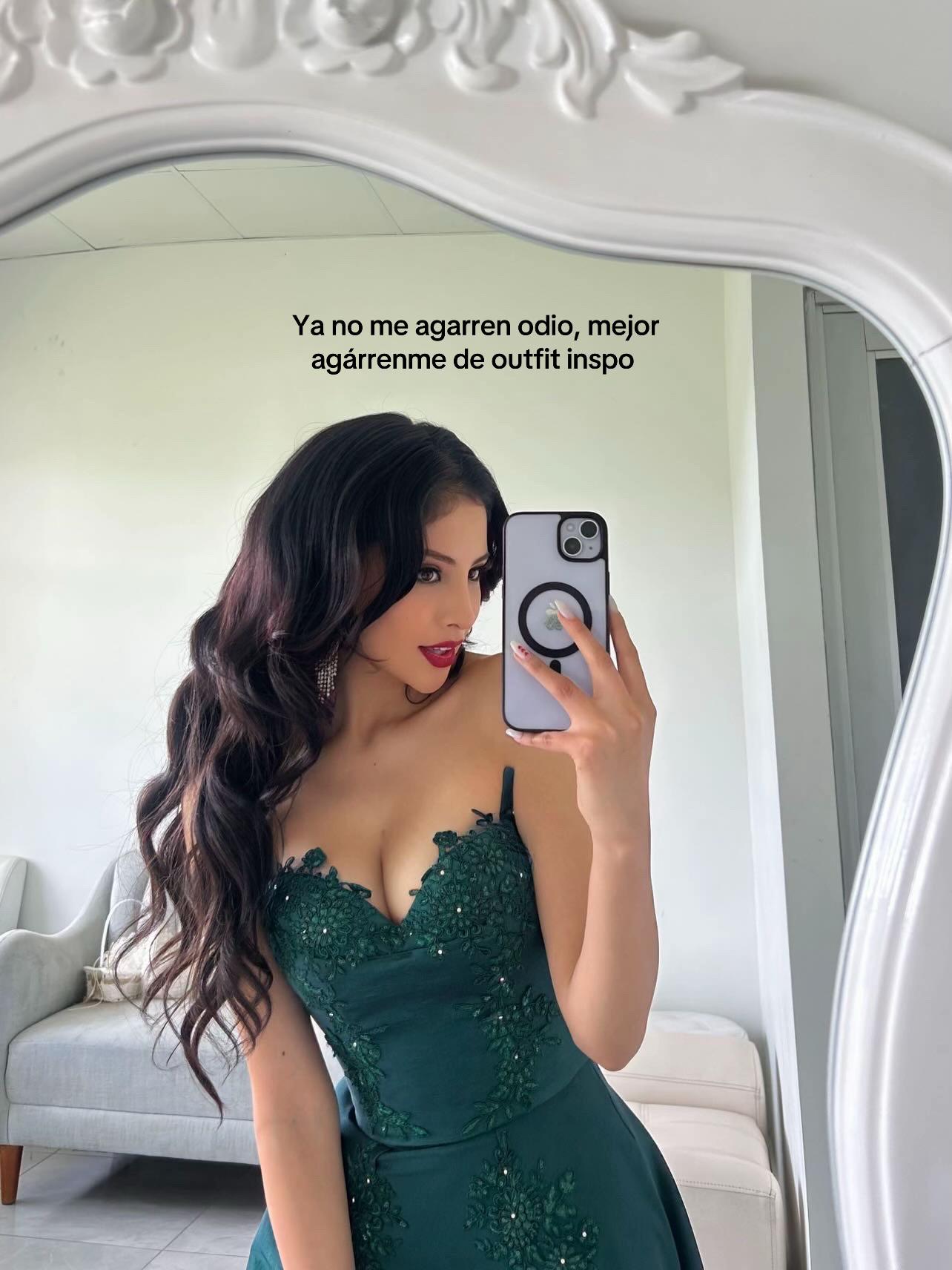 @Camila Mosquera
