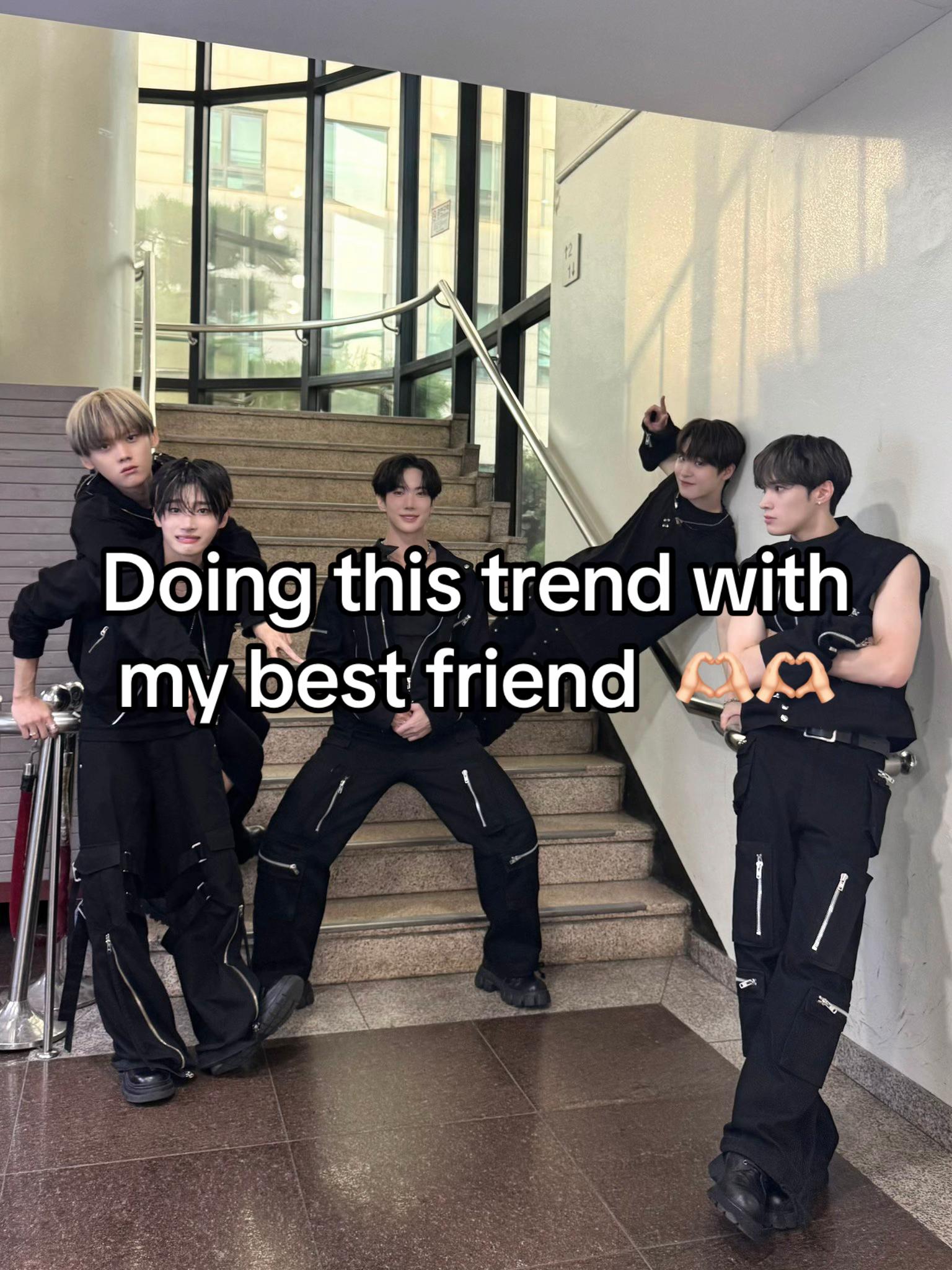 @ʙʟᴏɴᴅᴇ ᴊᴏɴɢᴡᴏᴏ ᴇɴᴛʜᴜꜱɪᴀꜱᴛ 🤍