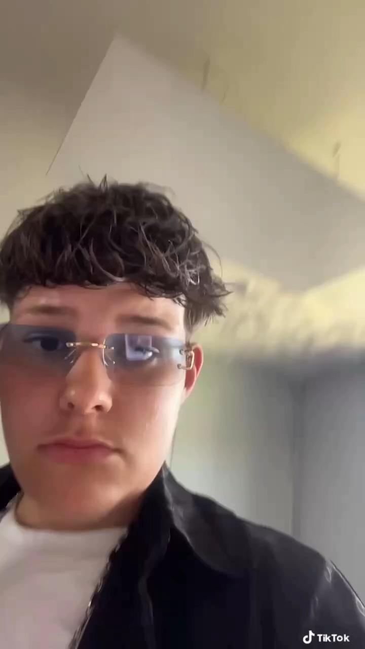 @𝐆