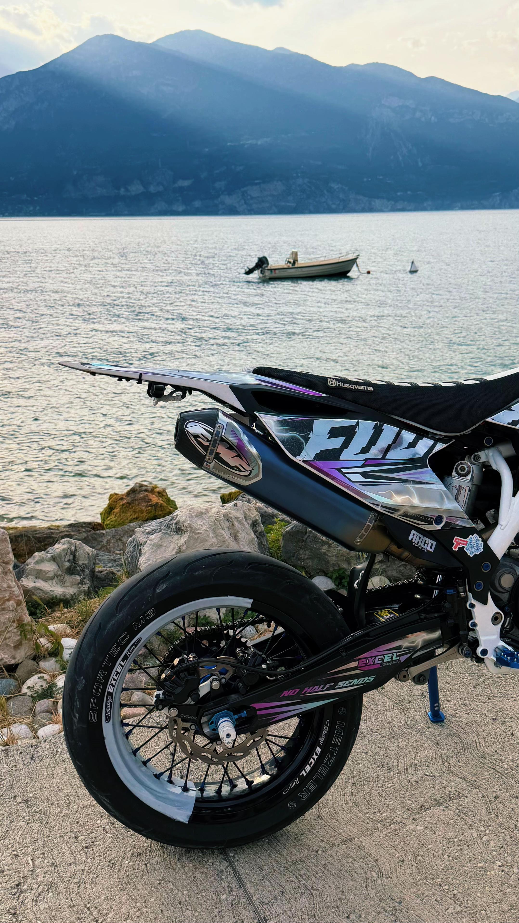 @Joni_moto