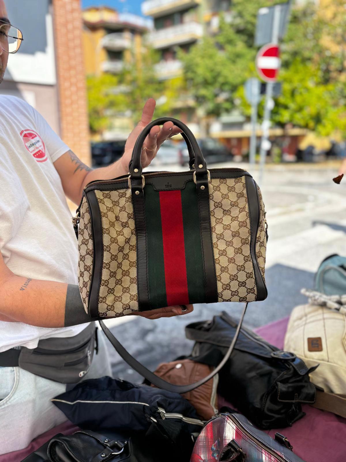 @Vintagissimo SecondHandLuxury