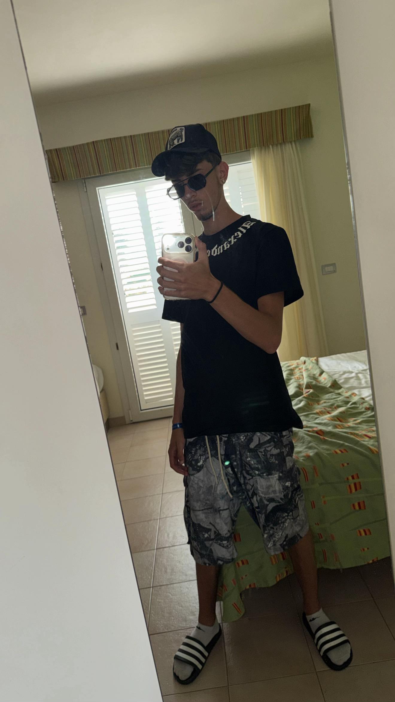 @U SQUALETTU🦈🇮🇲