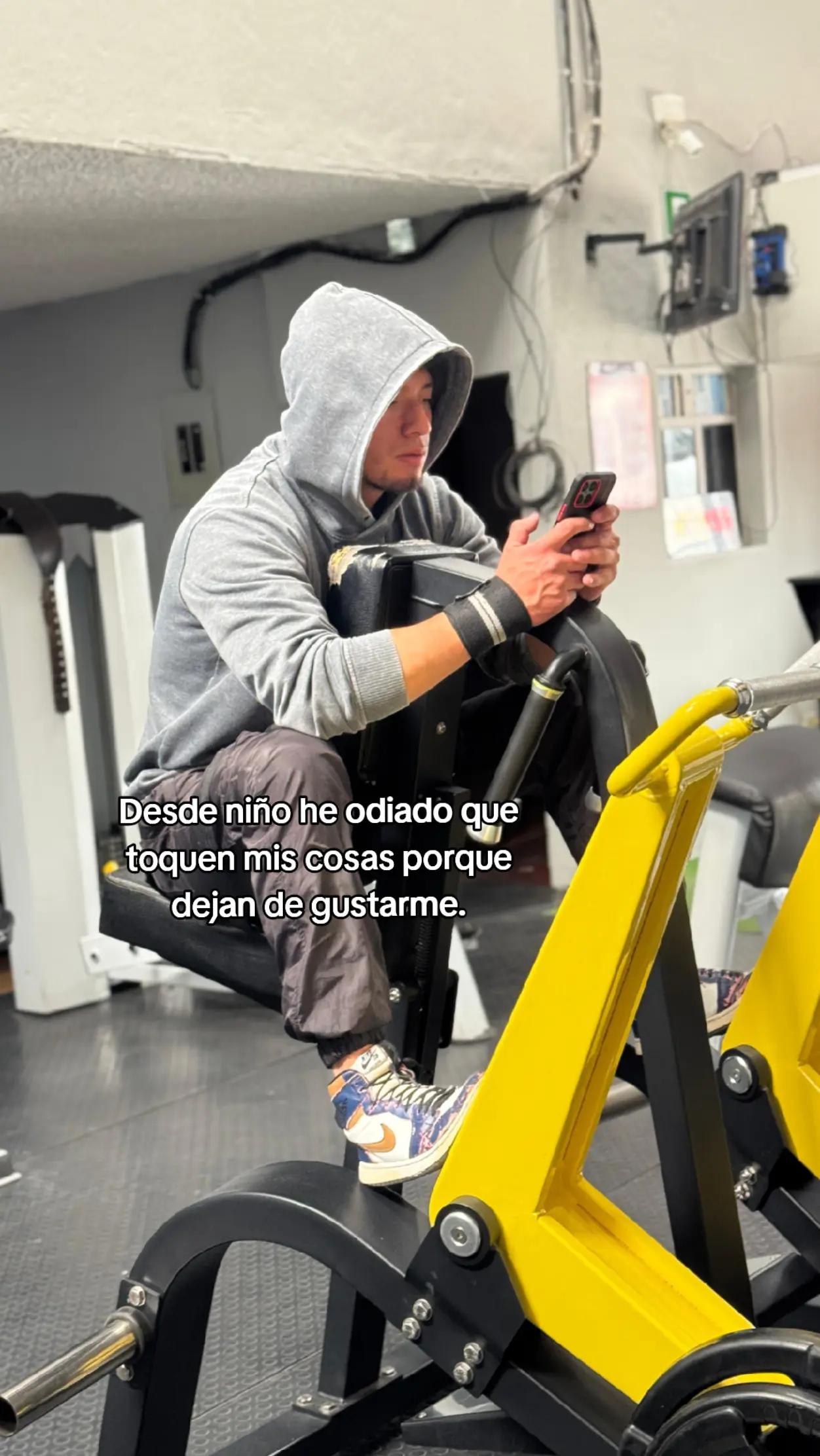 @PeluuUjavier
