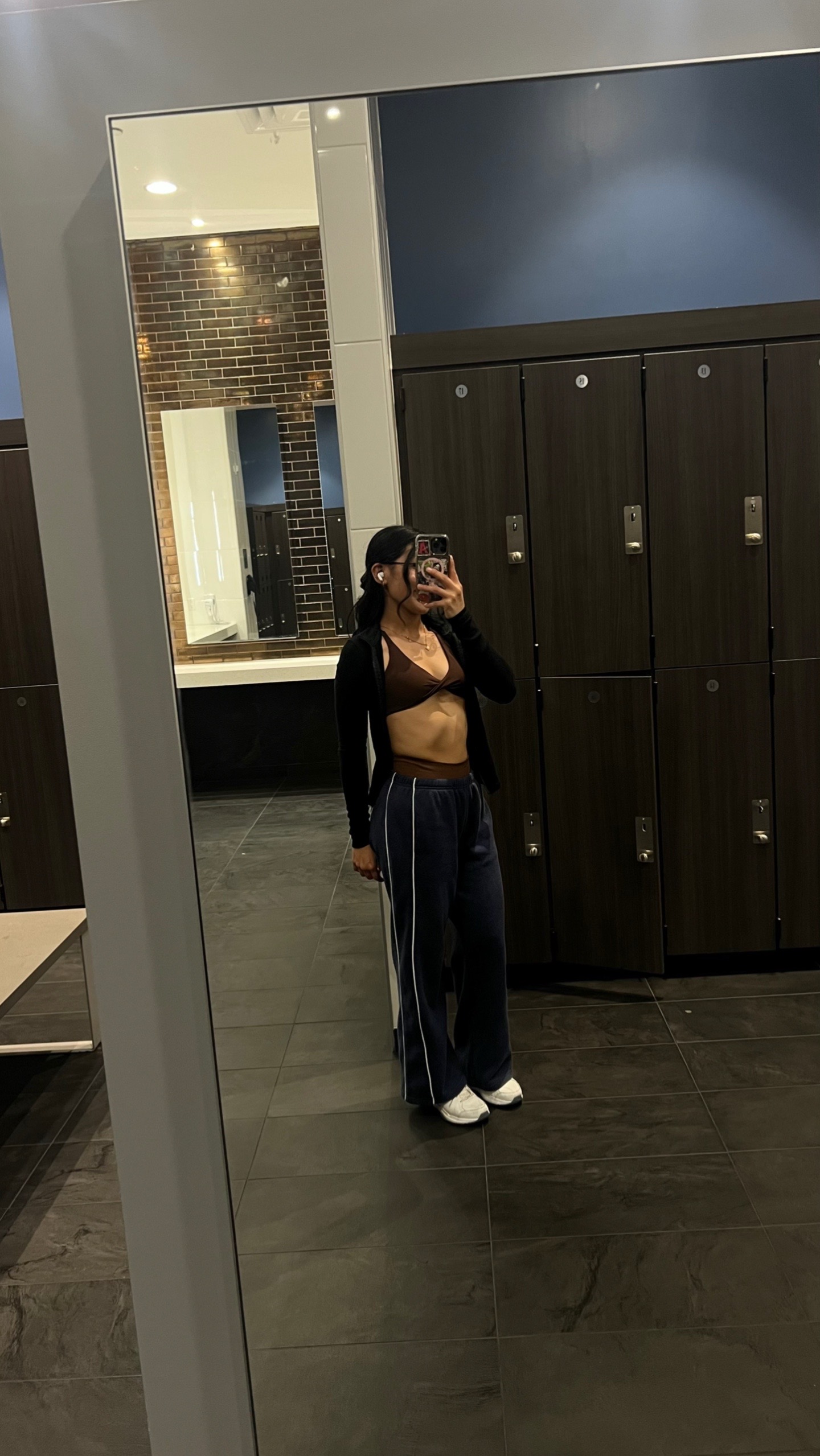@rosaalifts