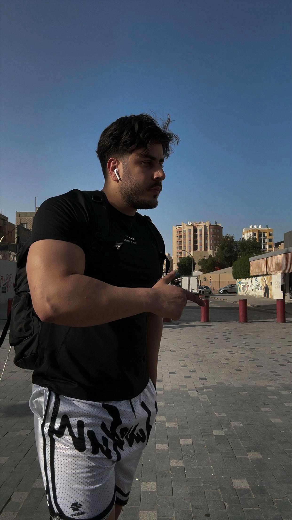 @Wolverine 👑🐺🇰🇼🥊