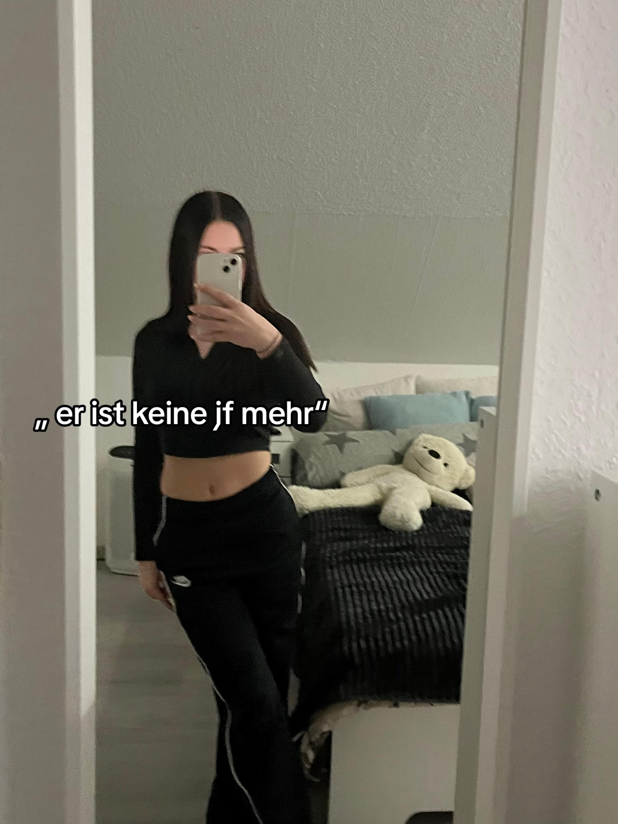 @Gina777