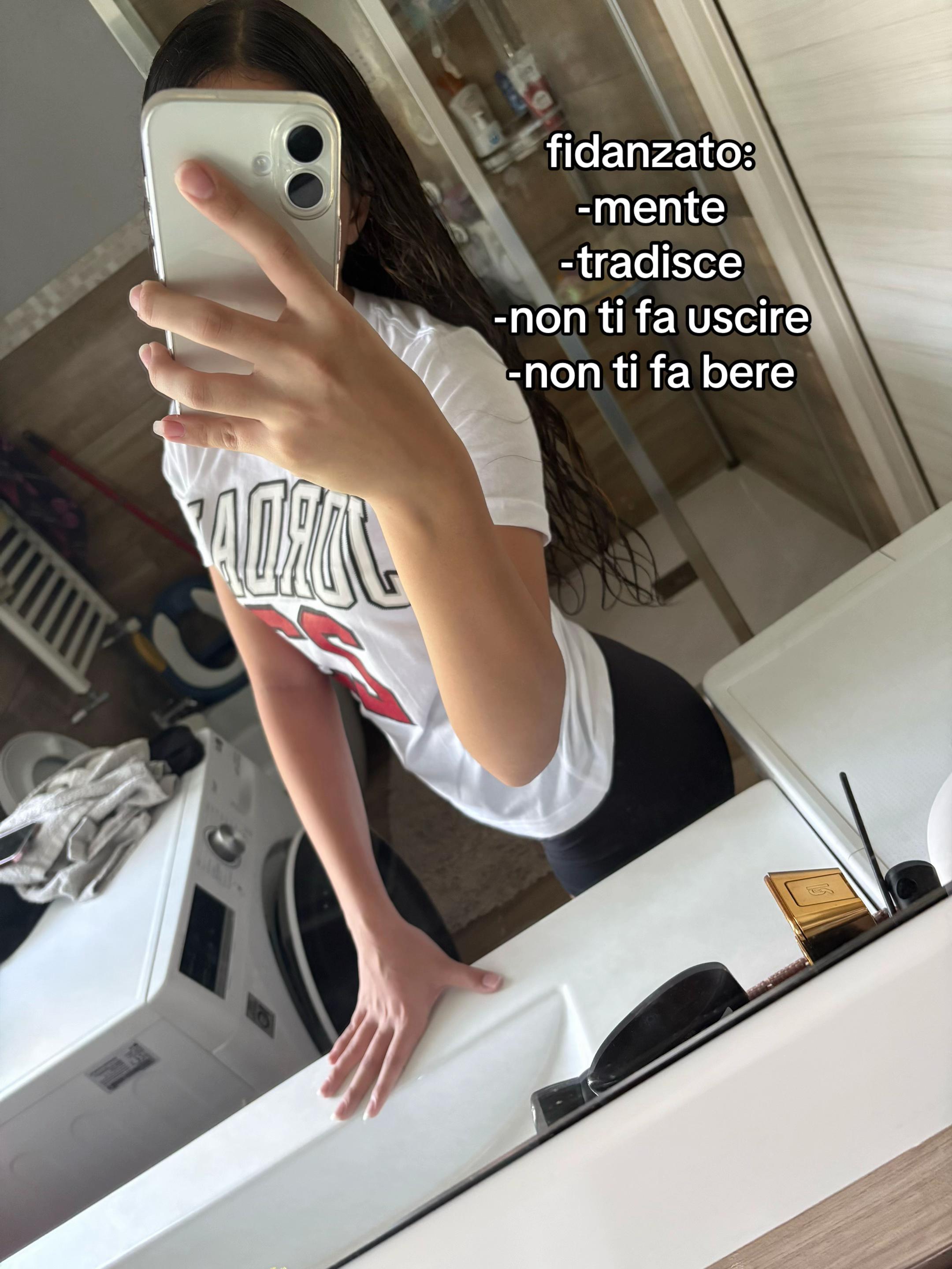 @💋