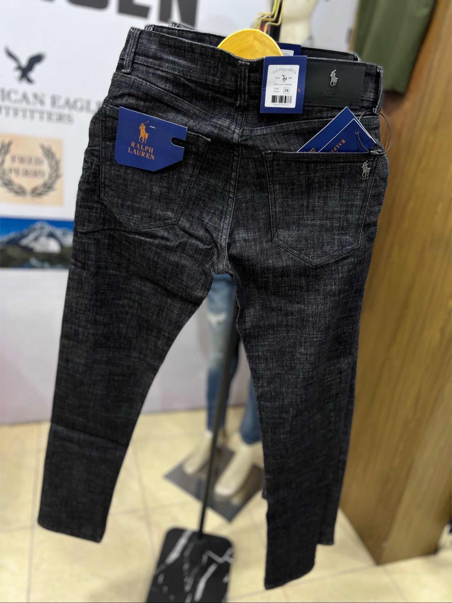 @𝒁𝑶𝑹𝑶 𝑩𝑰𝑹𝑬𝑼𝑬𝑵