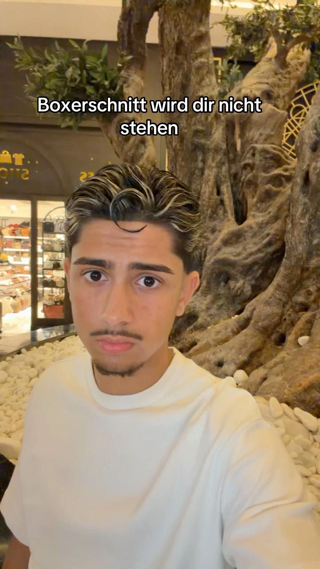 @🥥
