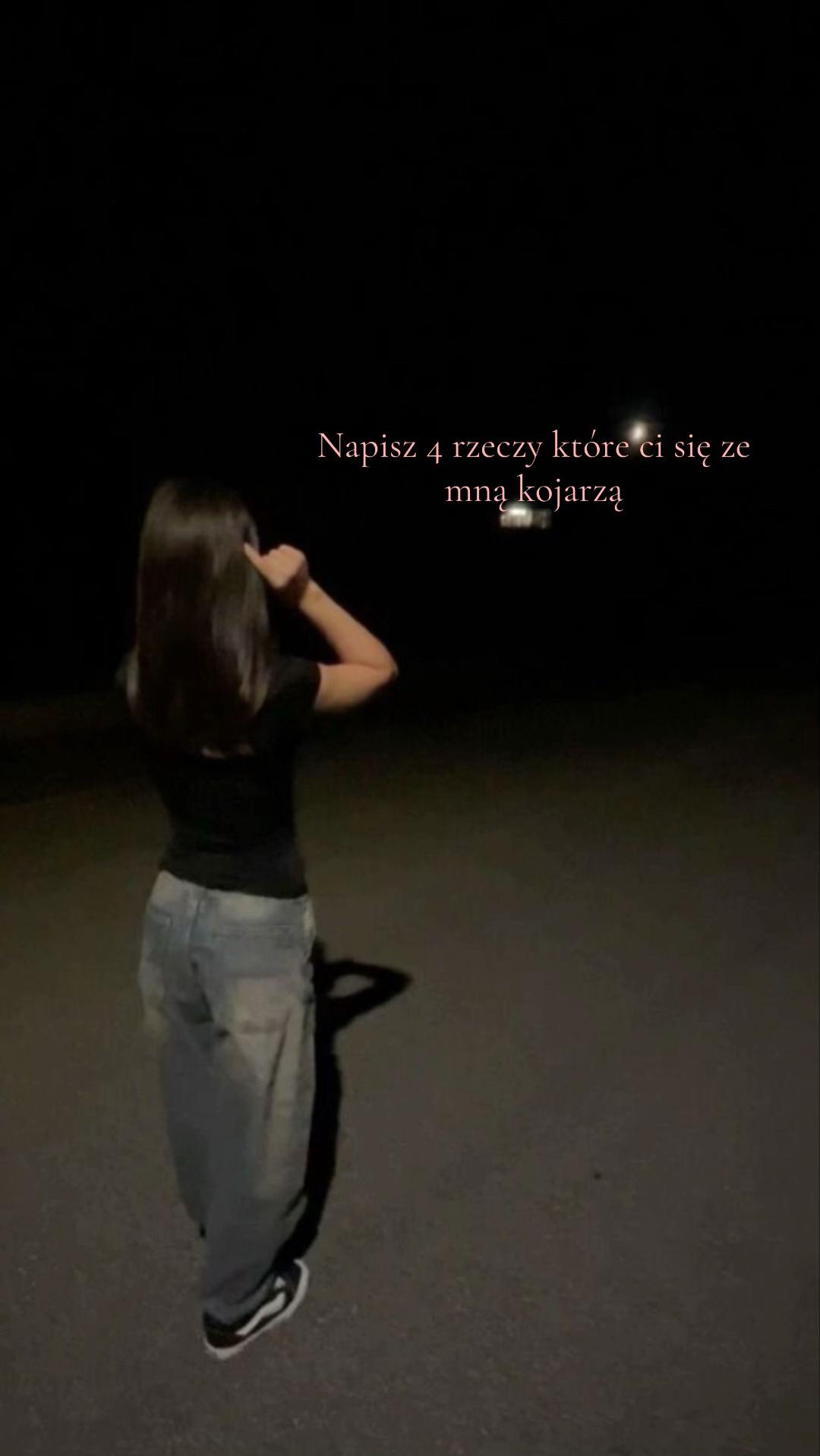 @Navaliaa_.
