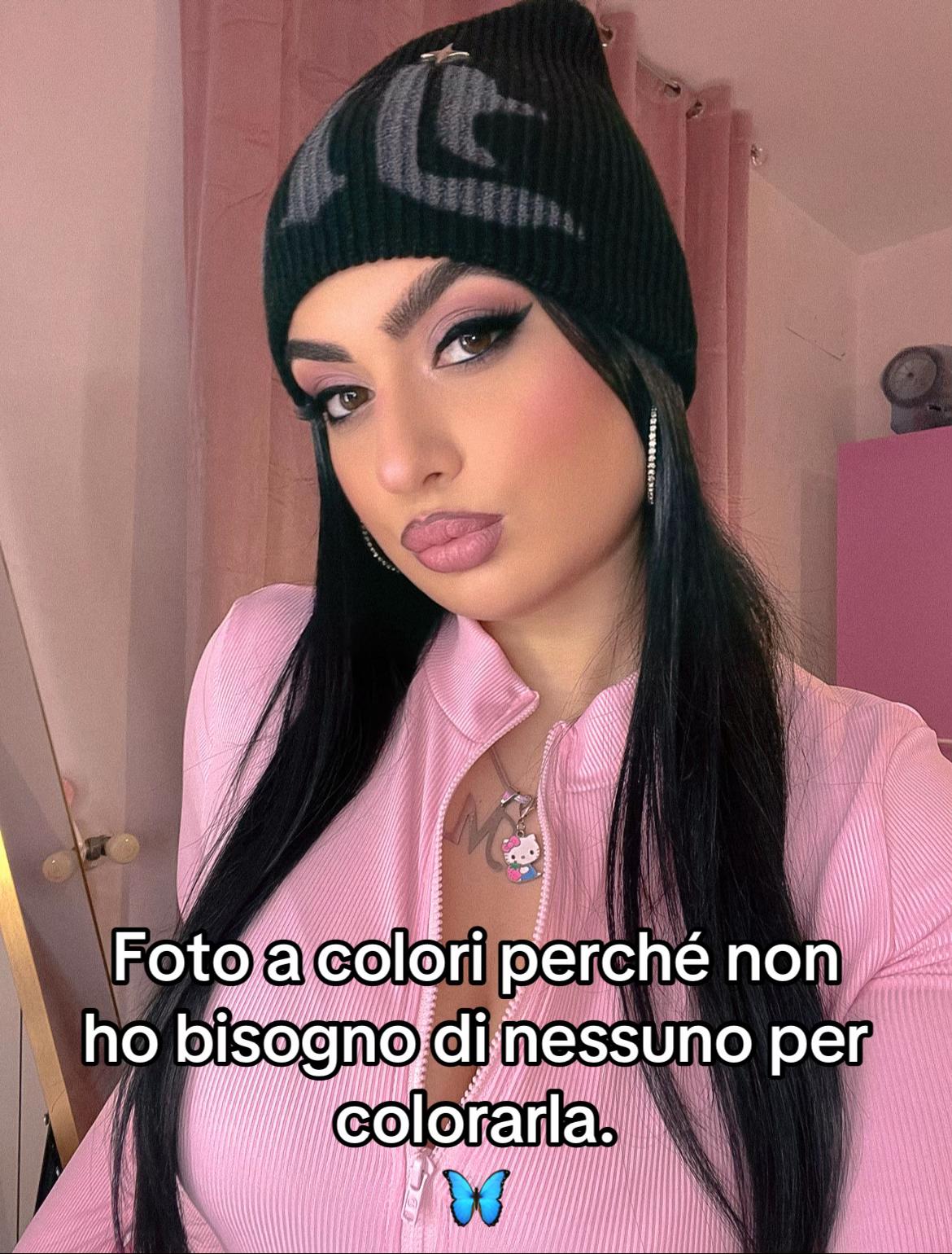 @𝓜𝓸𝓷𝓲𝓴𝓪🍓