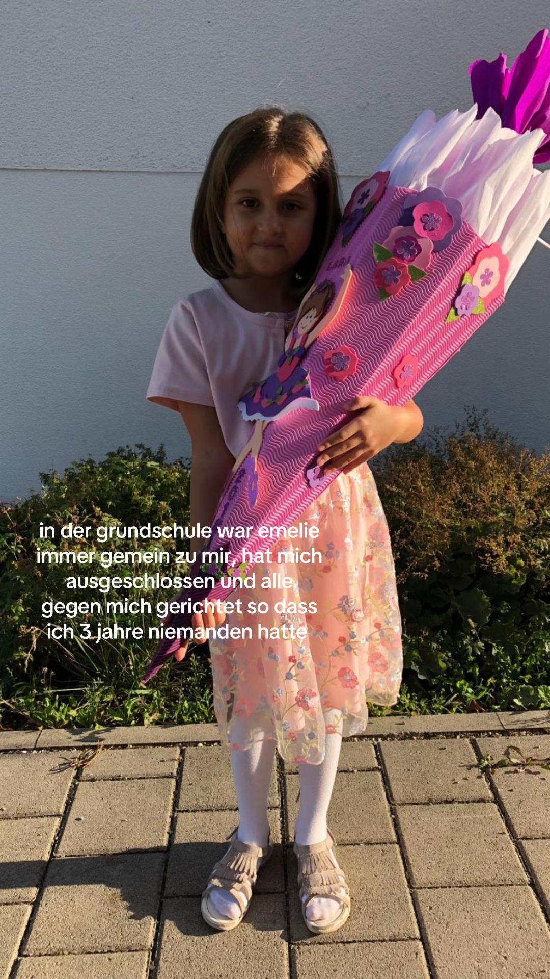 @zzlaralo
