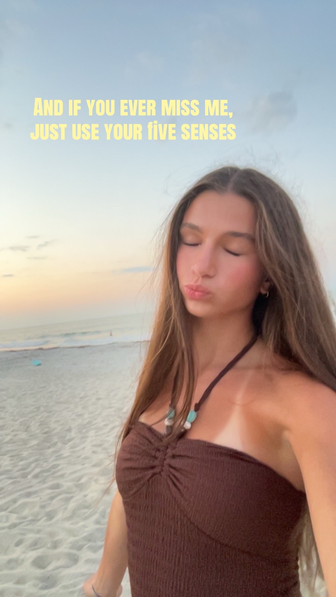 @🫢