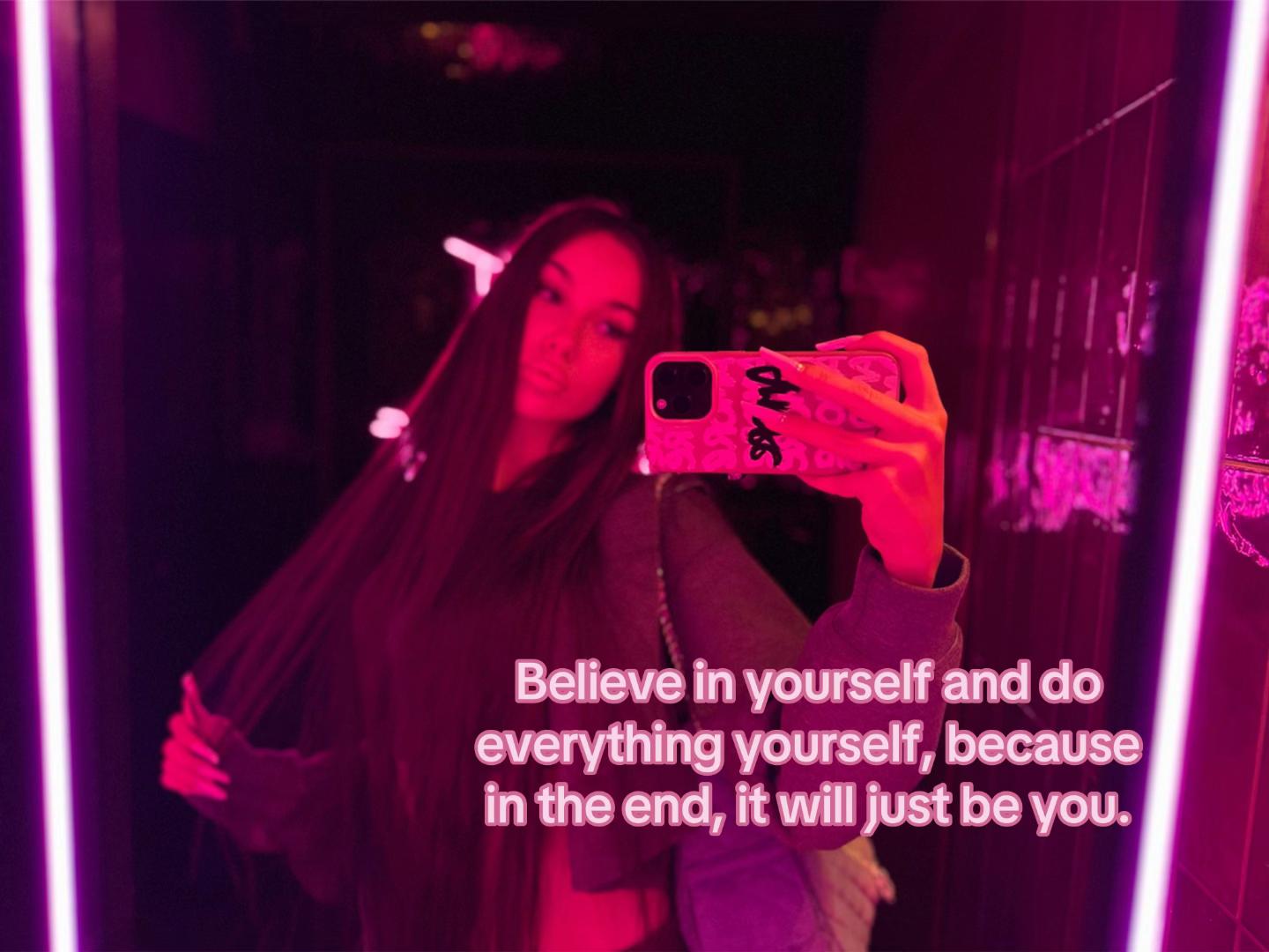 @𝓏𝓊𝓏𝓆𝒶𝑒𝑒