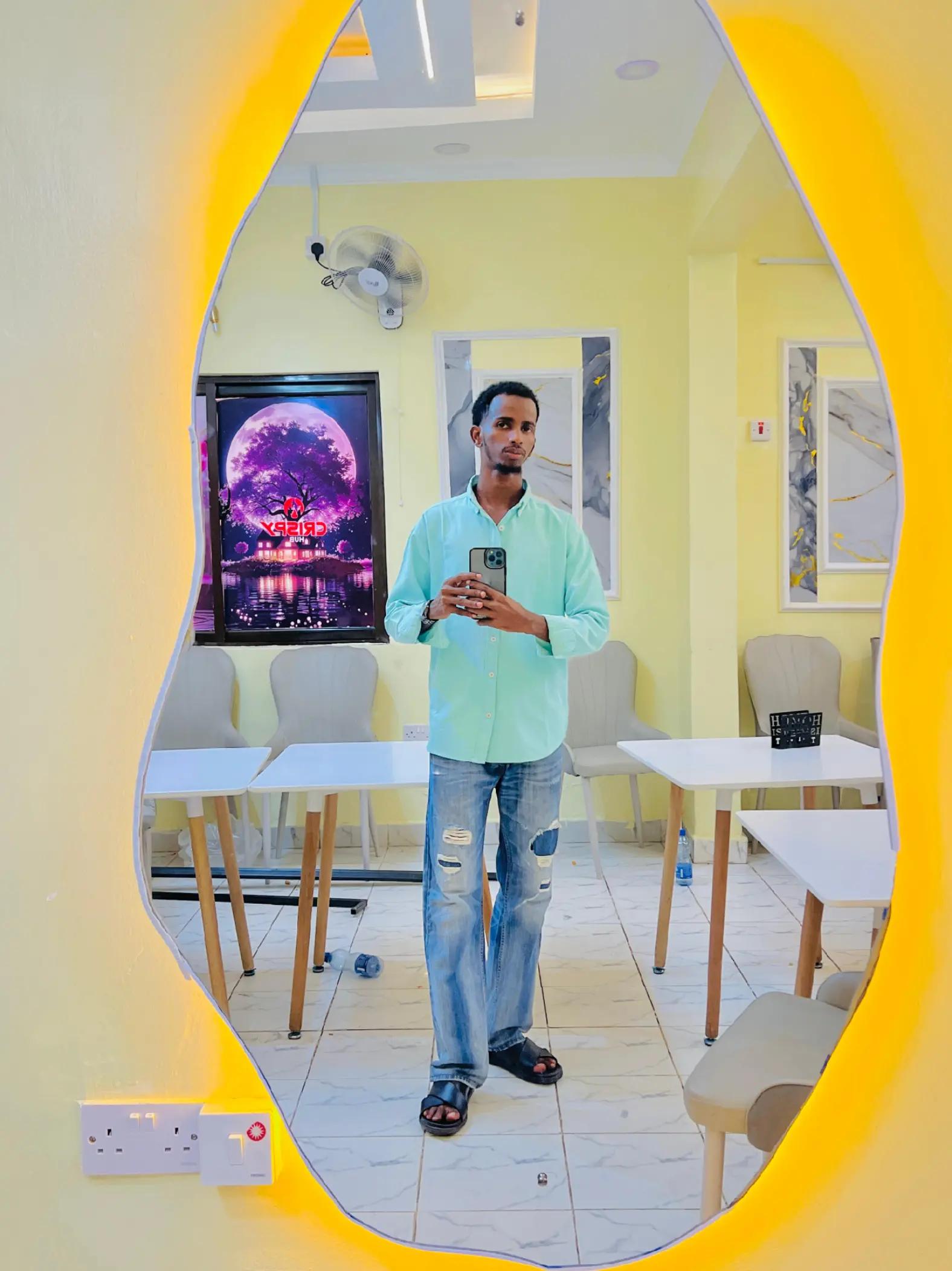 @Abdikhani 17❤️&zwj;🩹❤️❤️&zwj;🔥🌹