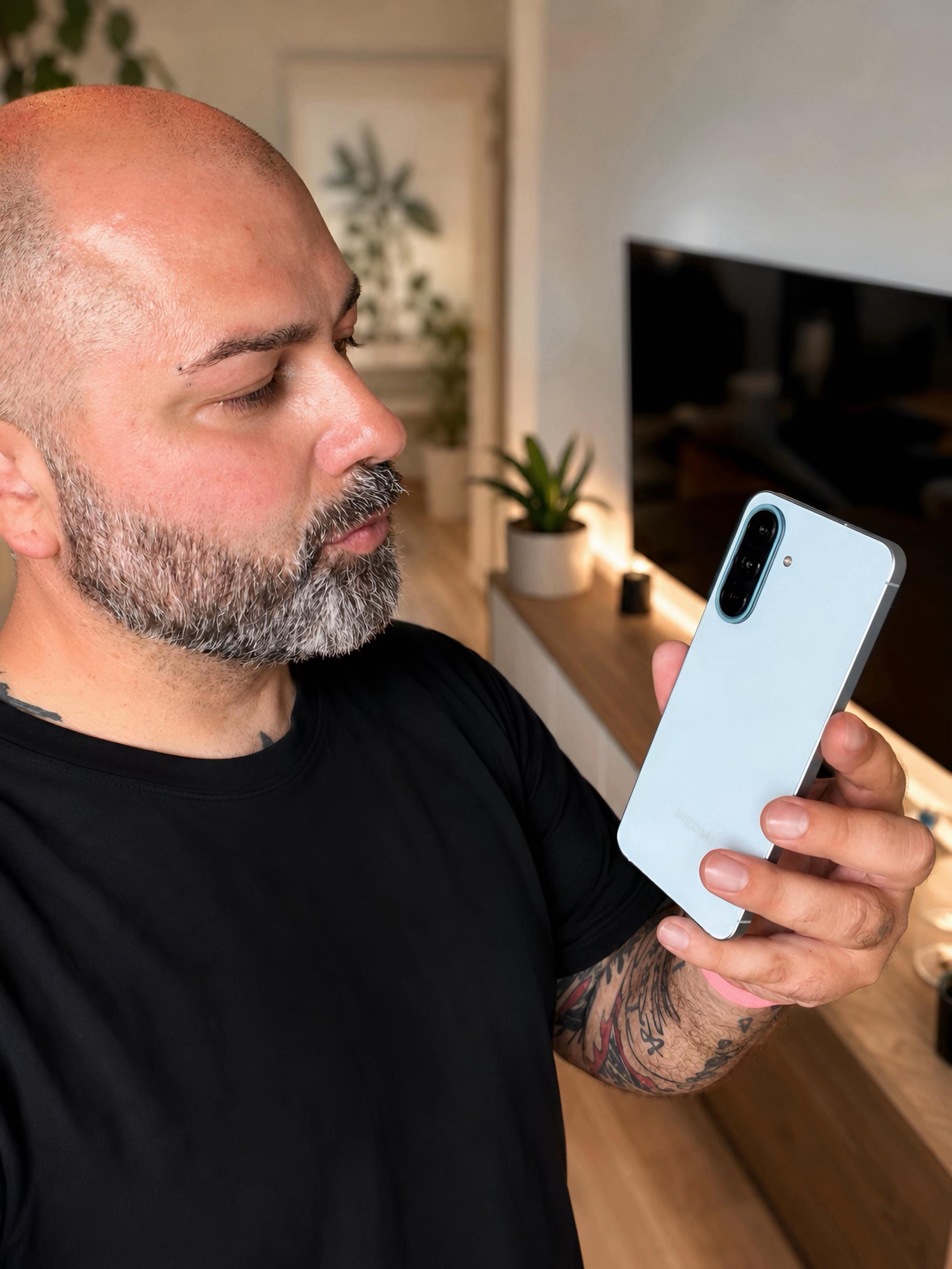 @Miky Ancona Tech YouTuber
