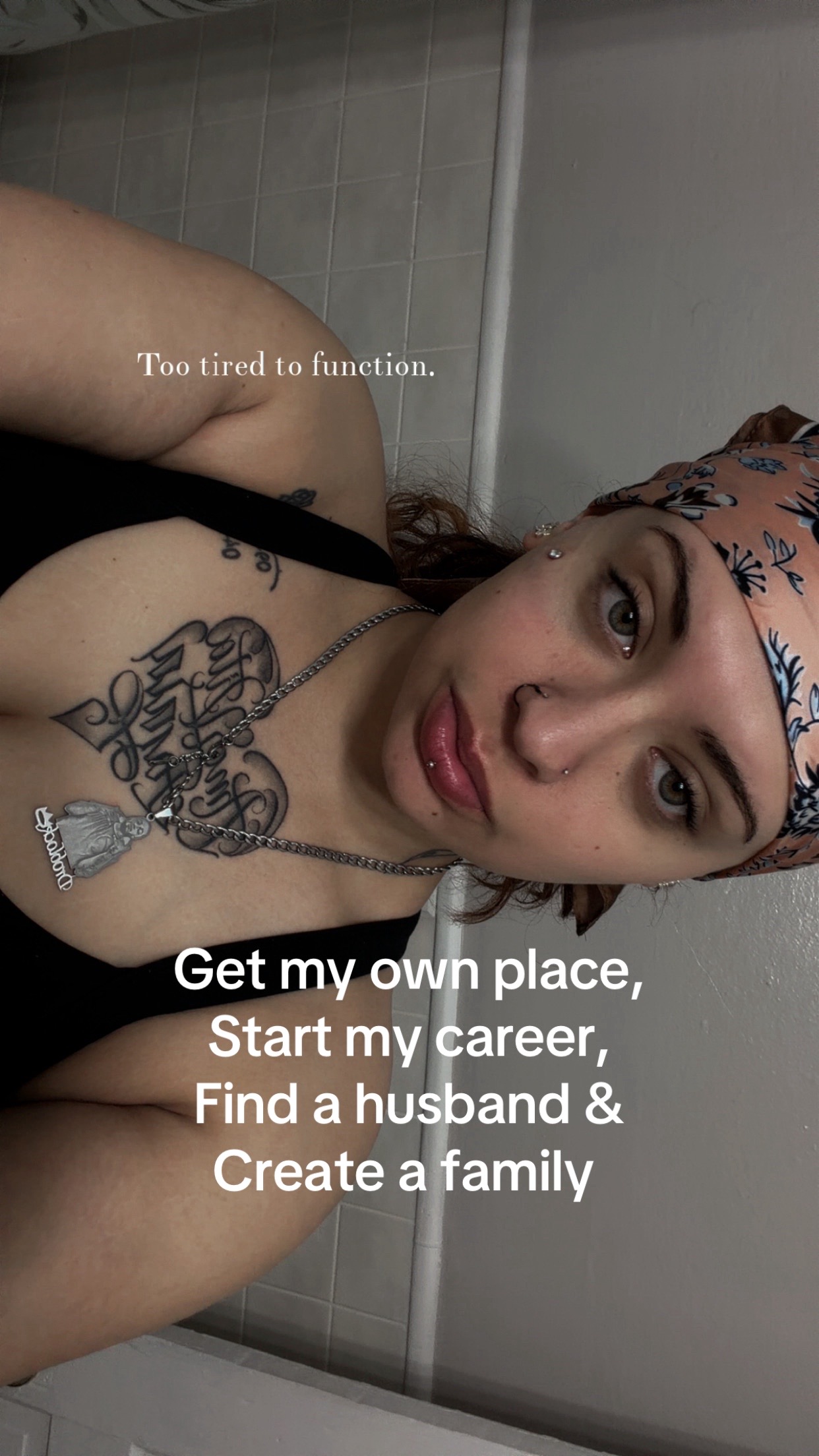 @Moni🪐🥀