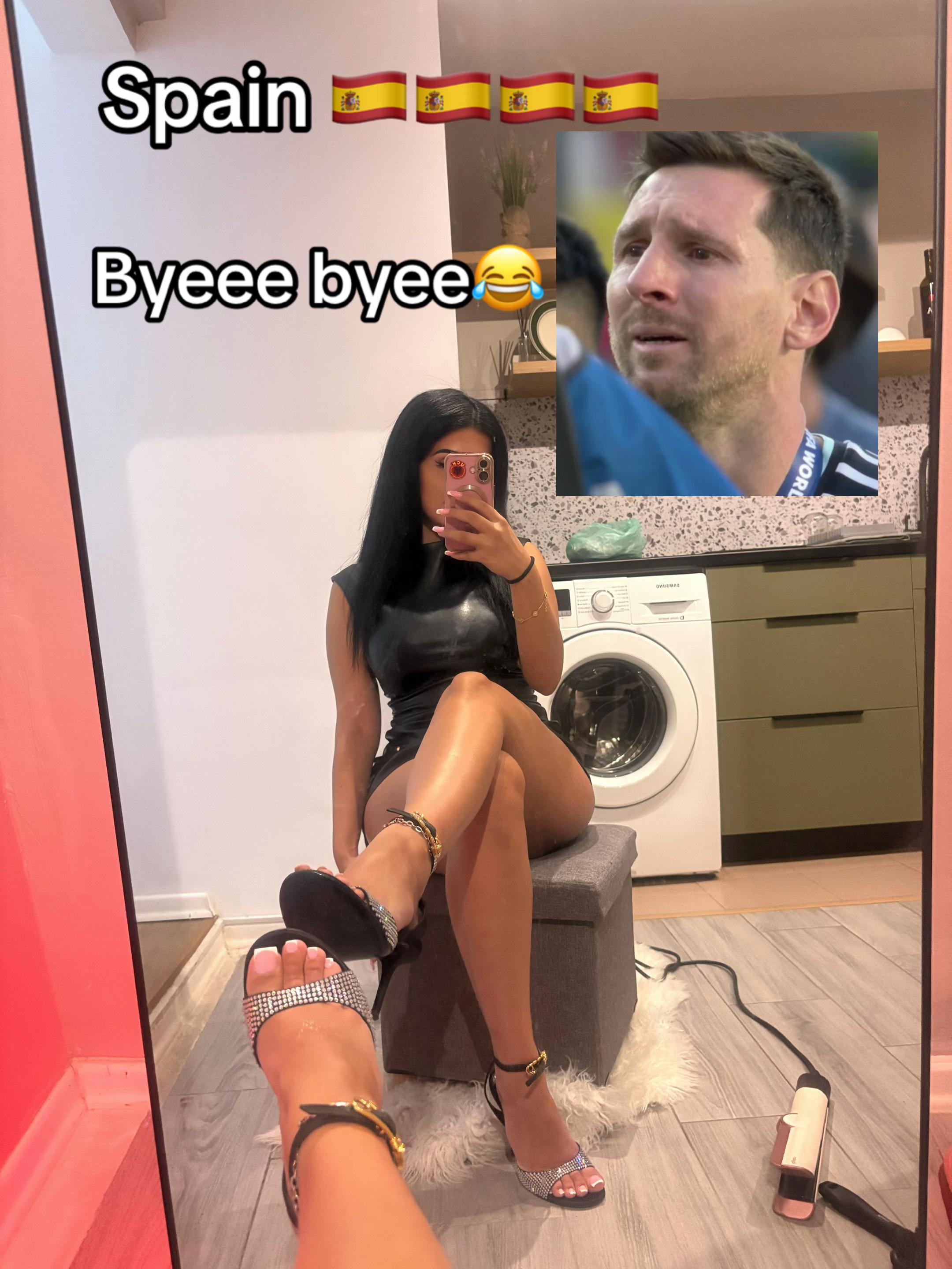 @Adelina⚽️👠