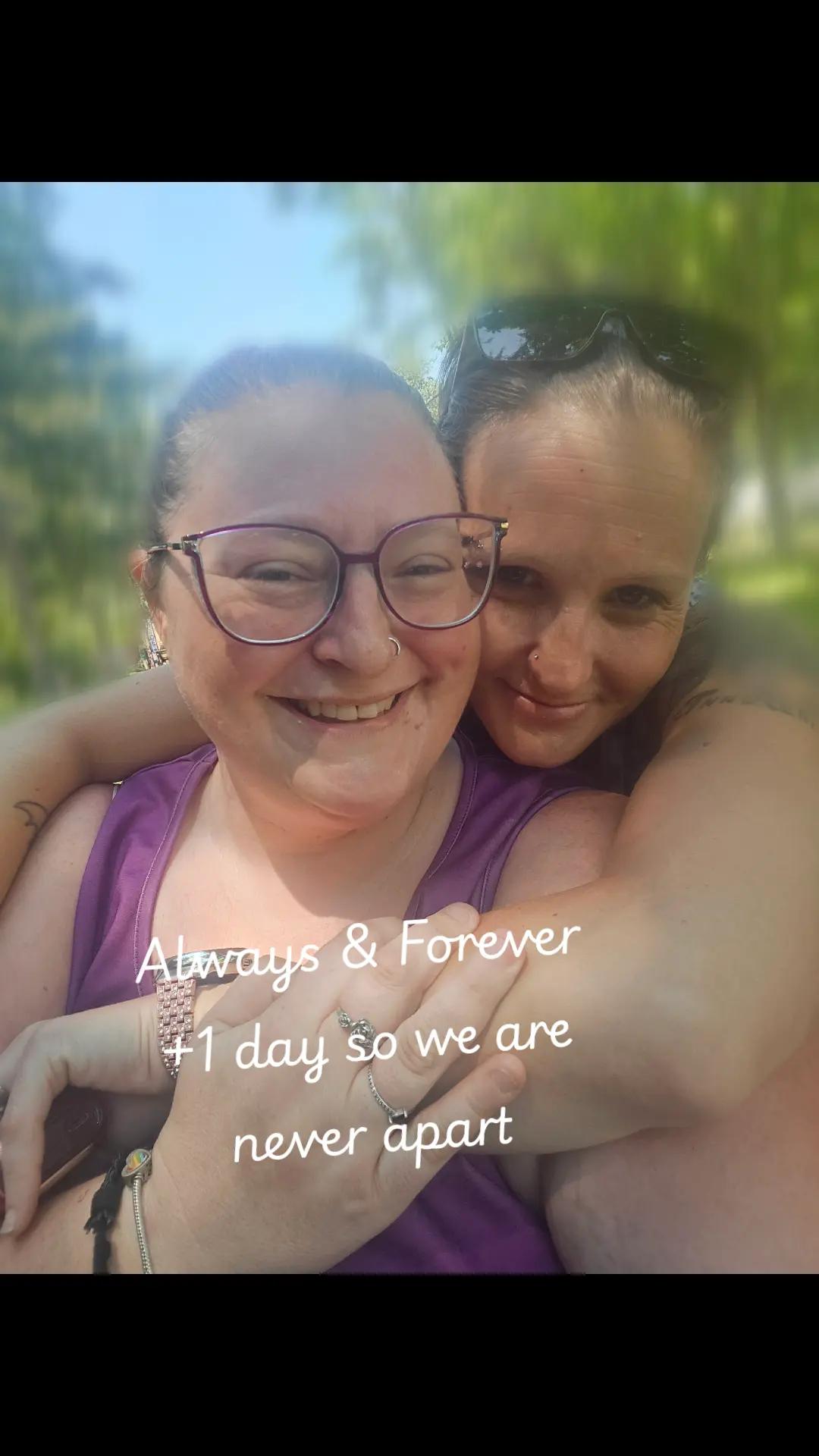 @Nickie🦋💜