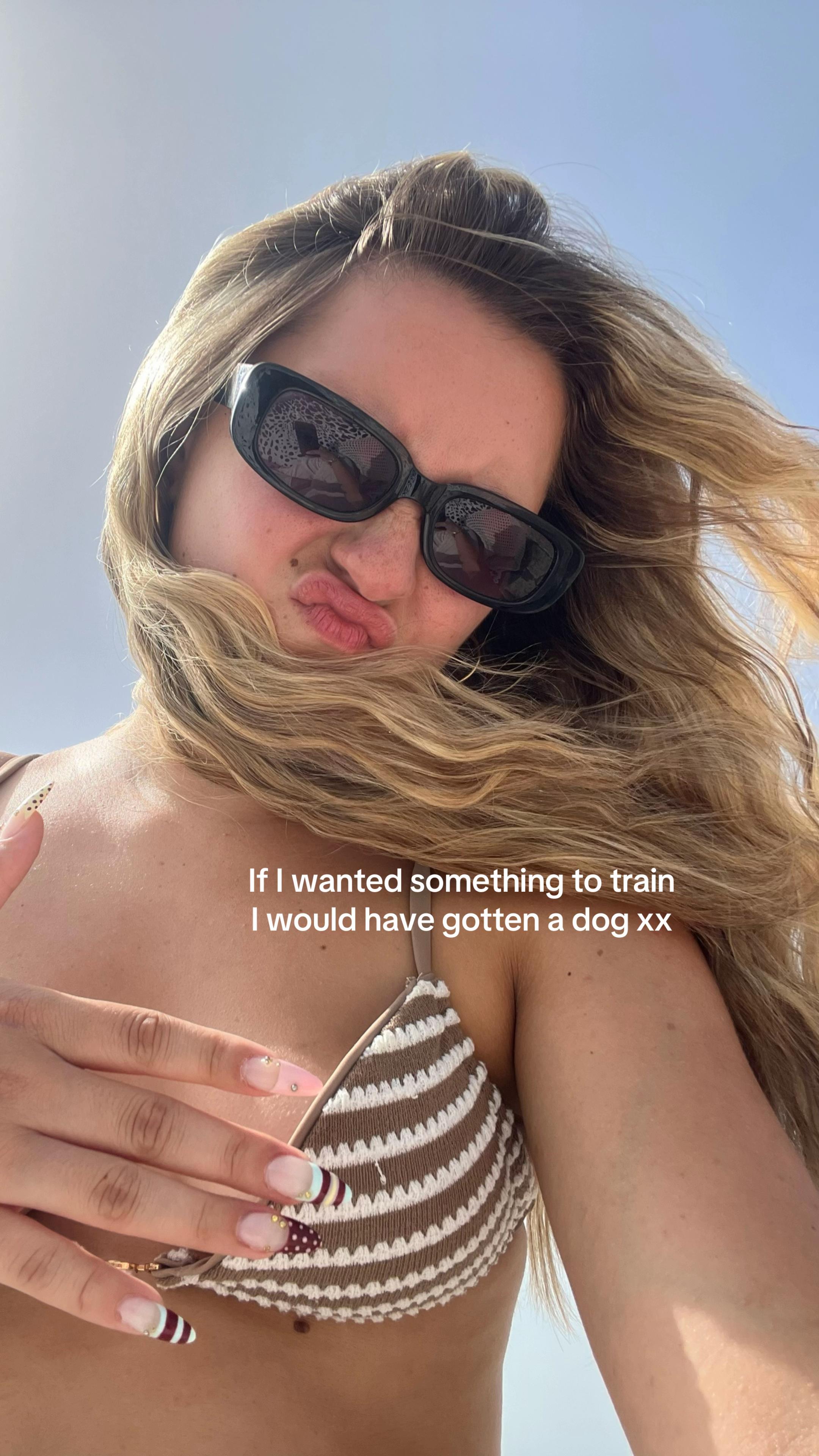 @Elena🤫