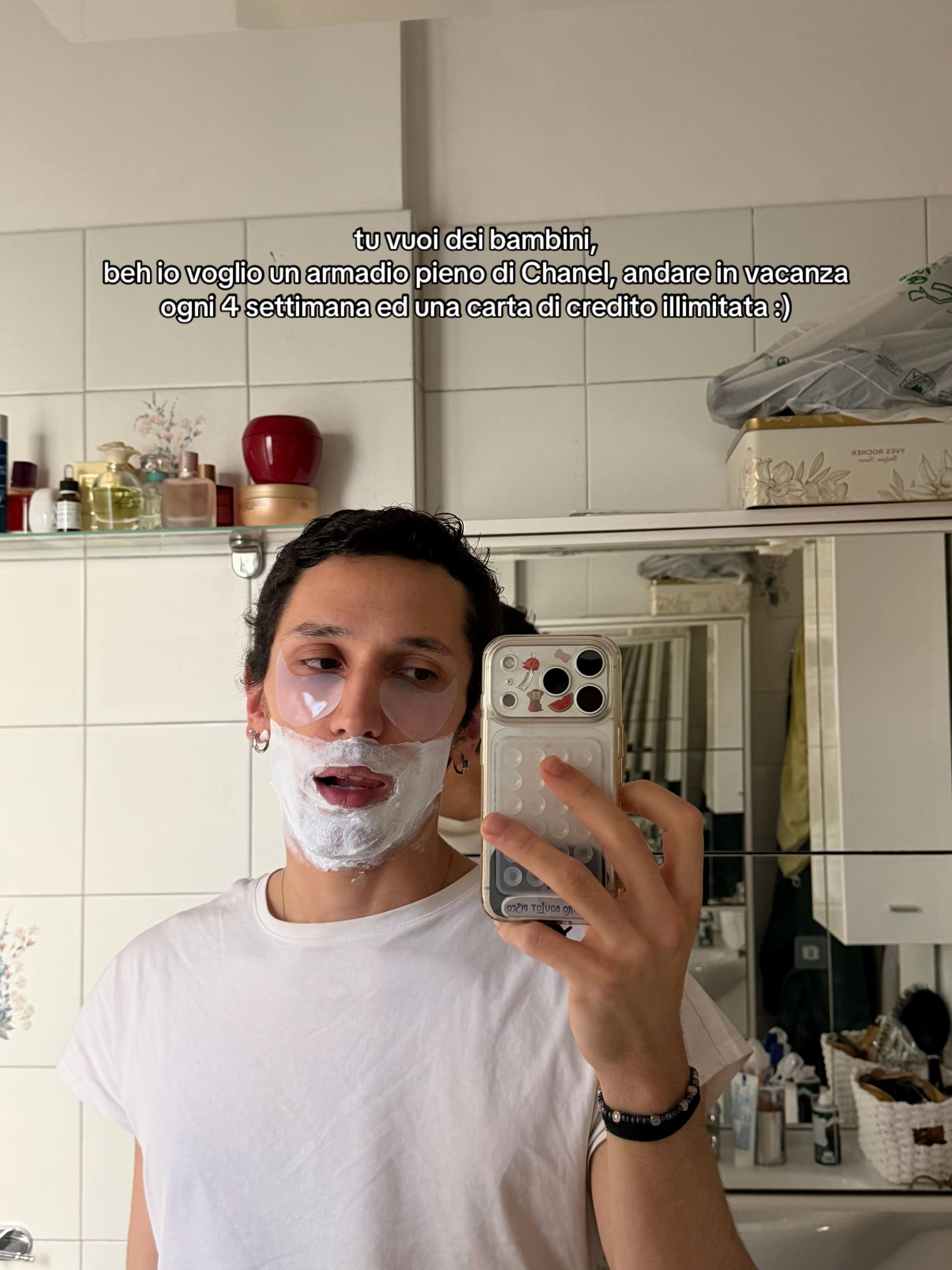@Emilio in Paris 💅🏼