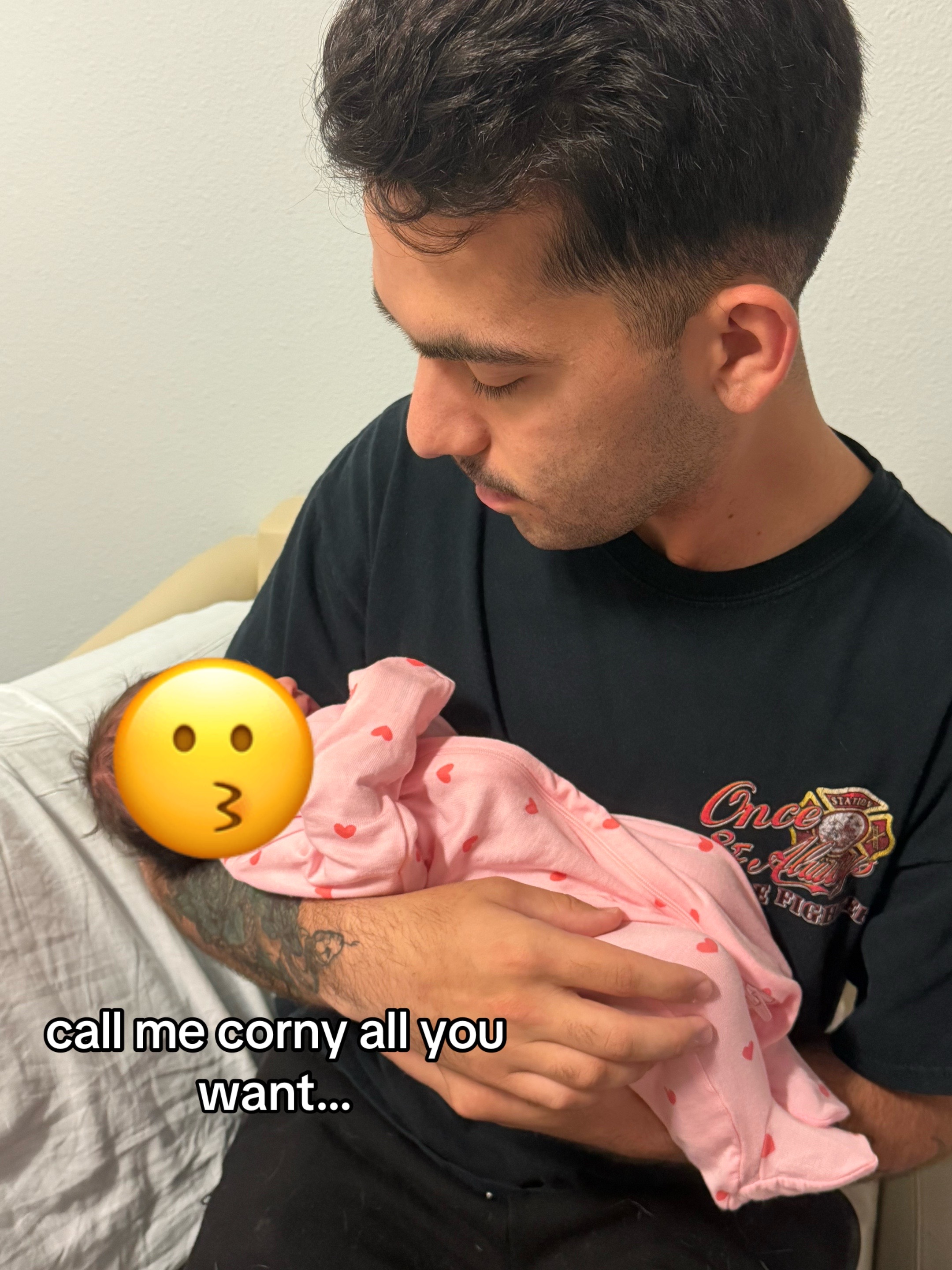 @justkev