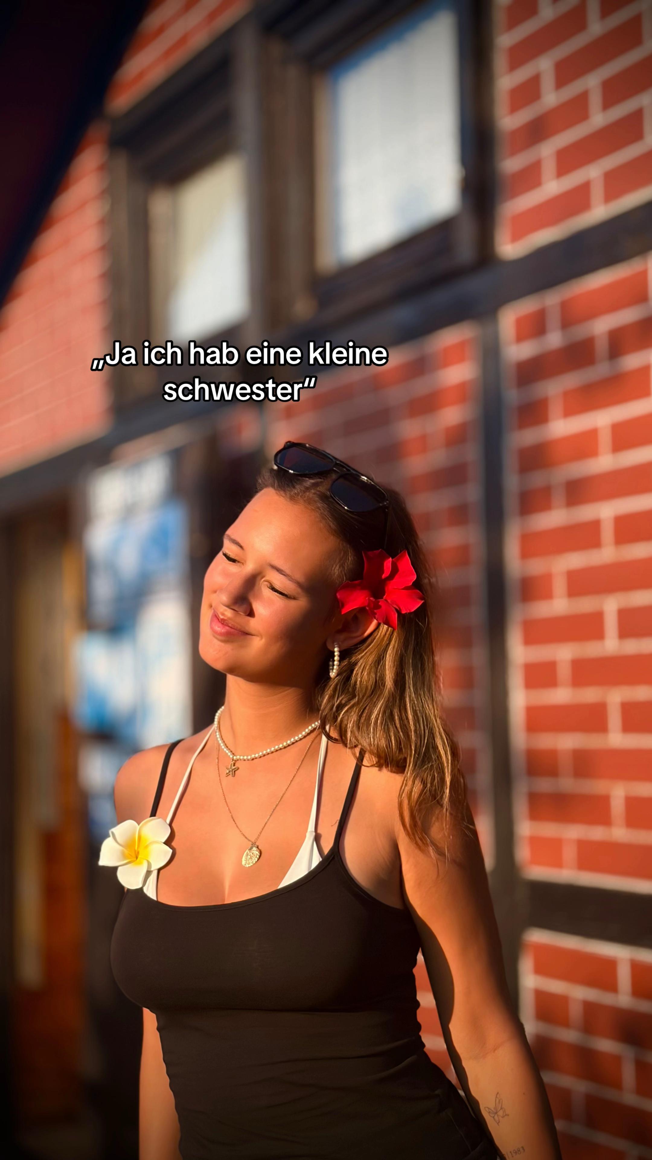 @𝓒𝓮𝓵𝓲𝓷𝓪🌊🌺🐬