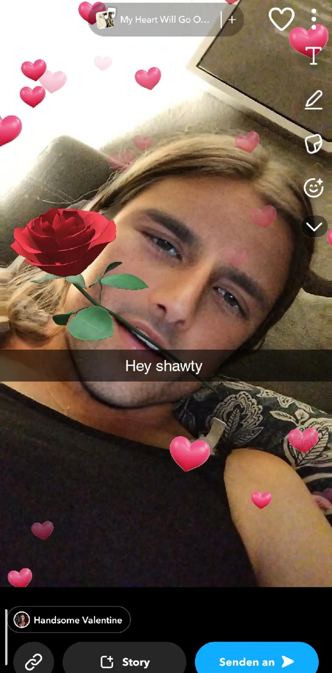 @🦦Mia🦦