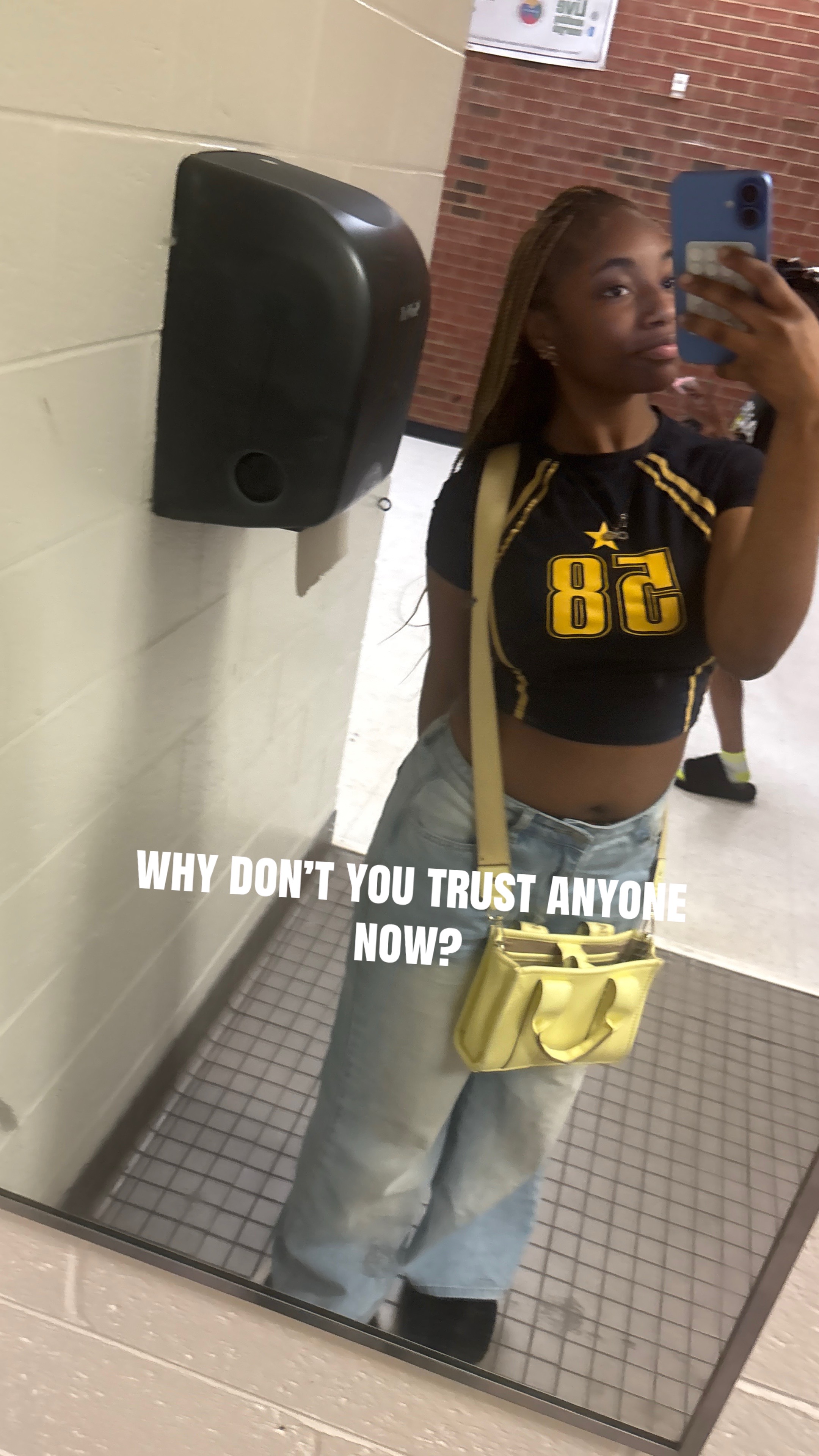 @lilb3undercover_