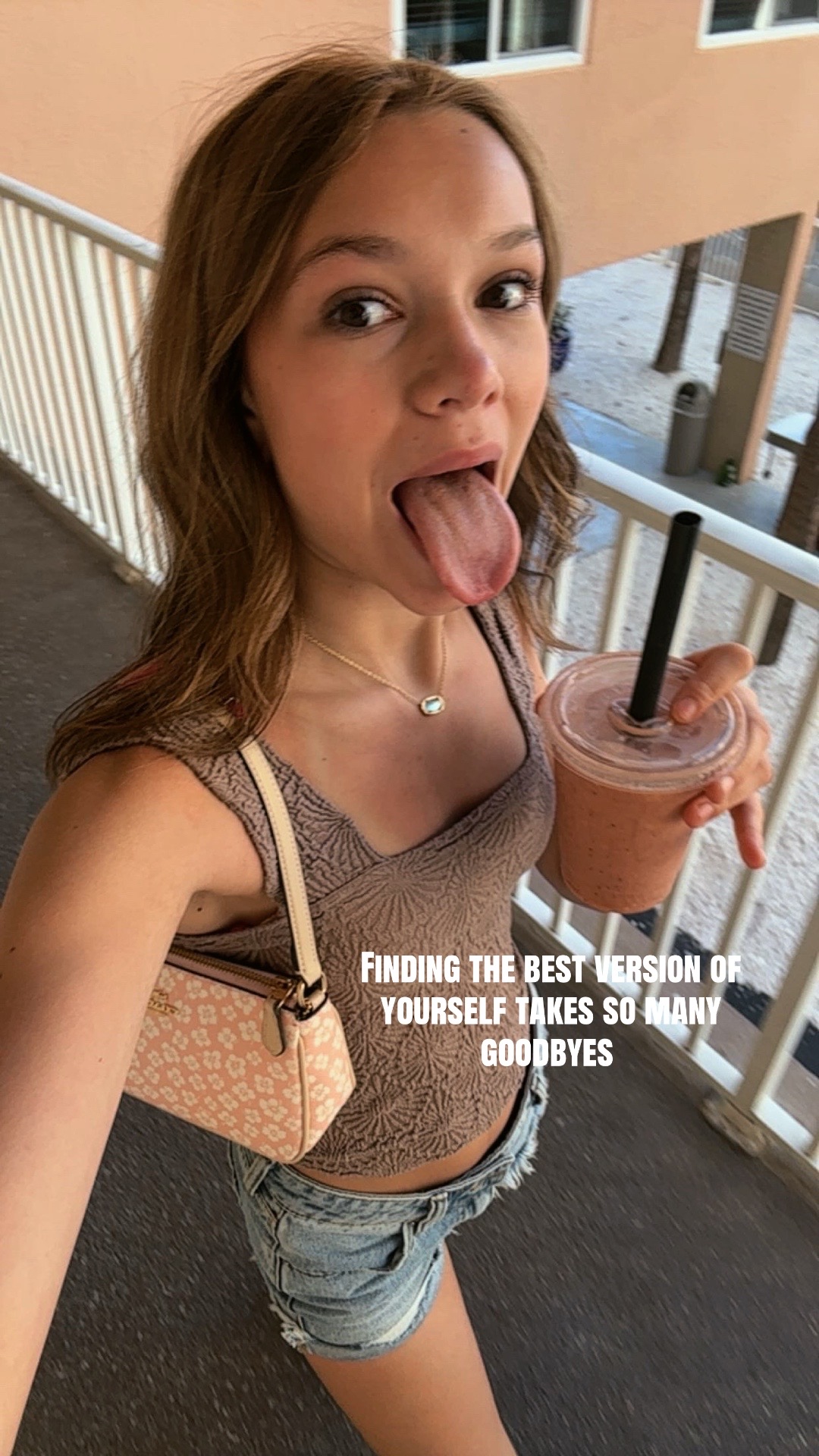 @Delialudwig
