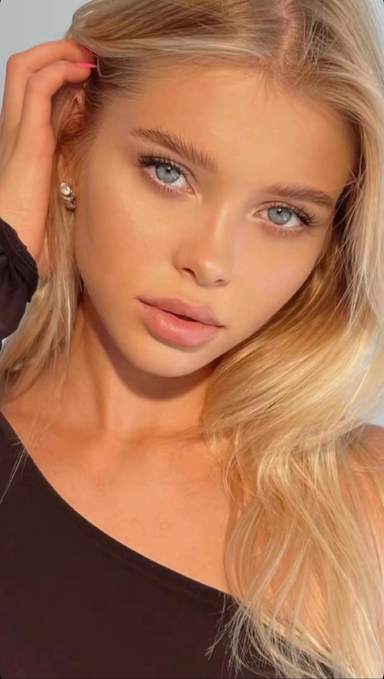 @Yelena Deripaska 🇺🇸