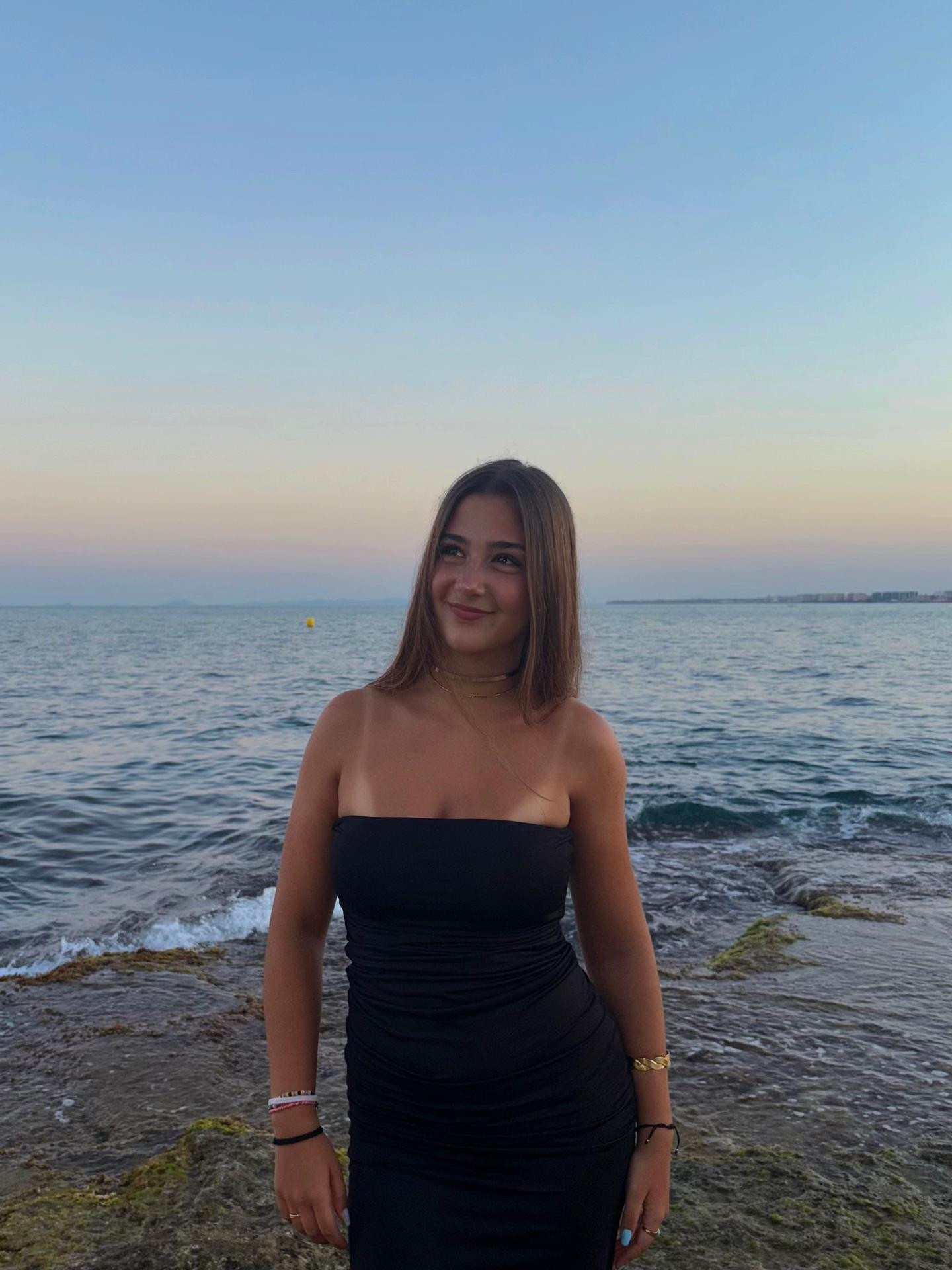 @Lidiaa